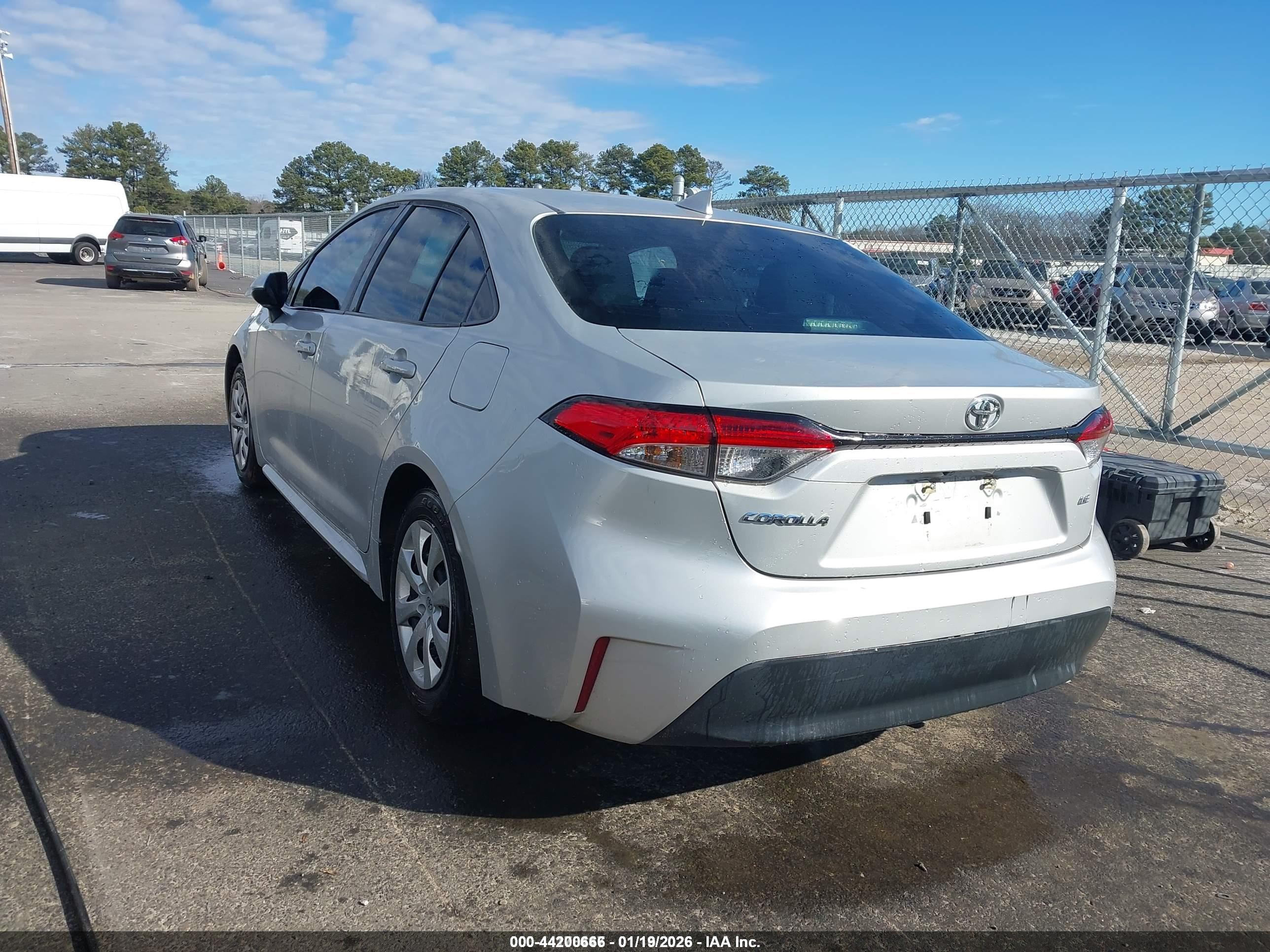 TOYOTA COROLLA image 3