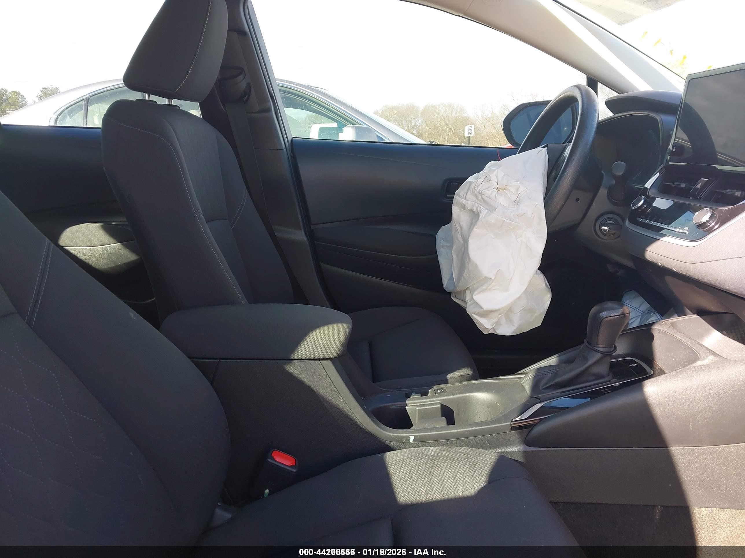 TOYOTA COROLLA image 5