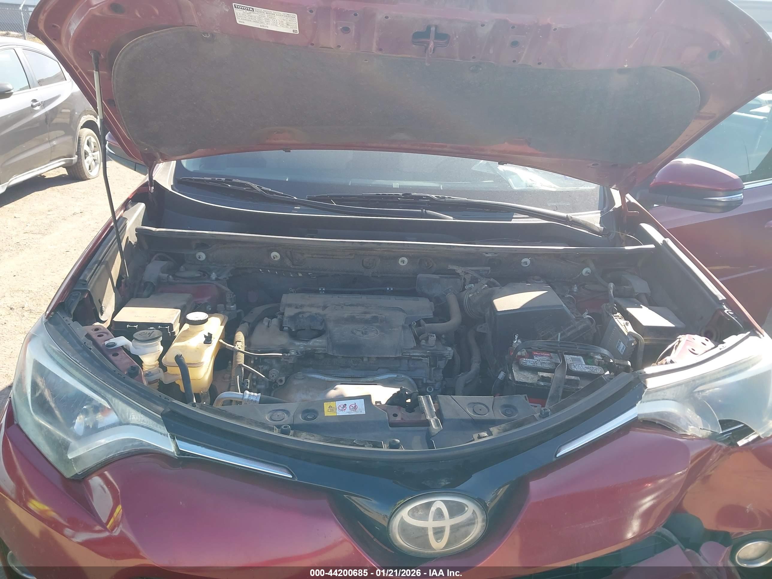 TOYOTA RAV4 image 10
