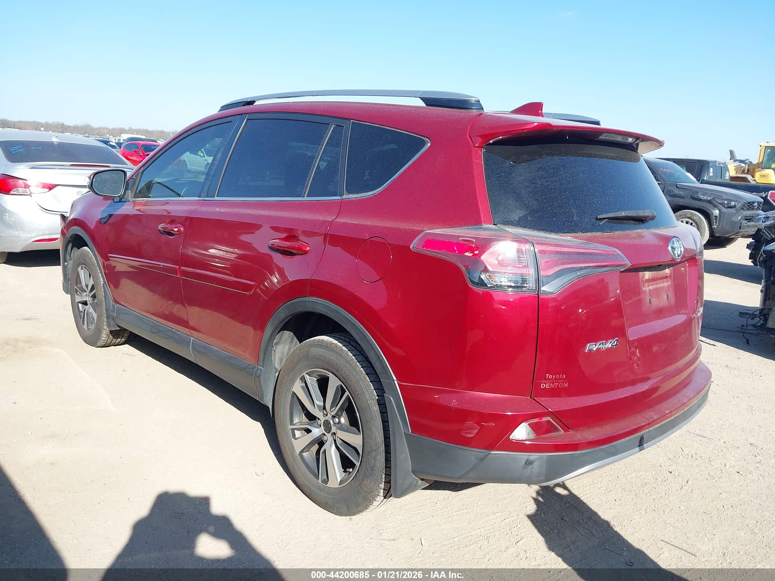 TOYOTA RAV4 image 3