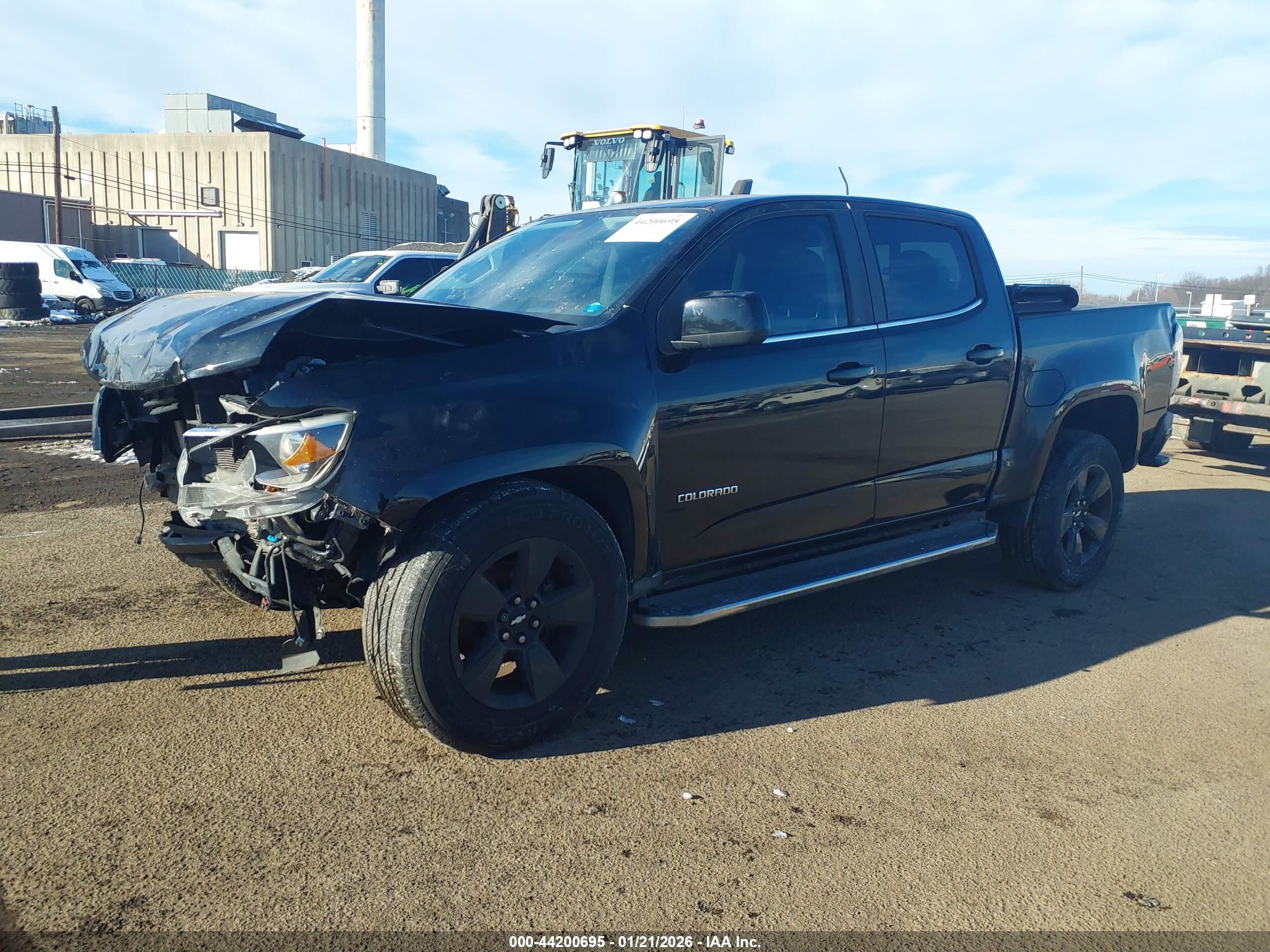 CHEVROLET COLORADO image 2