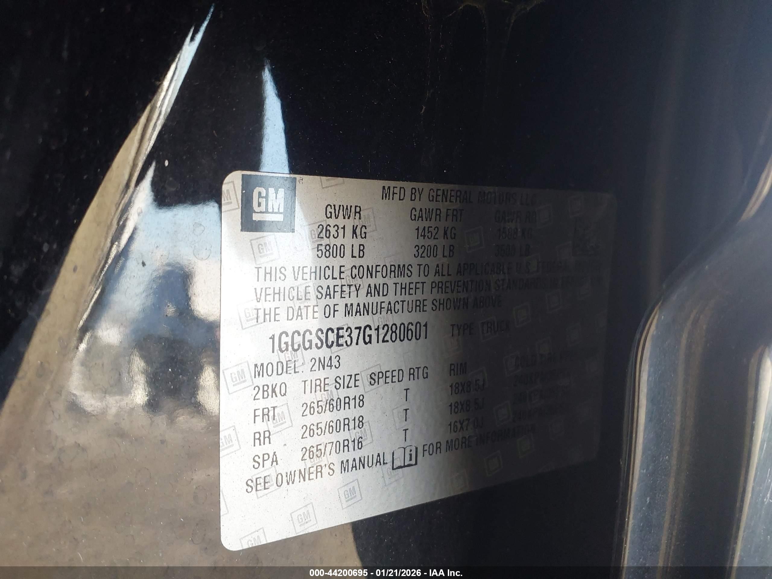 CHEVROLET COLORADO image 9
