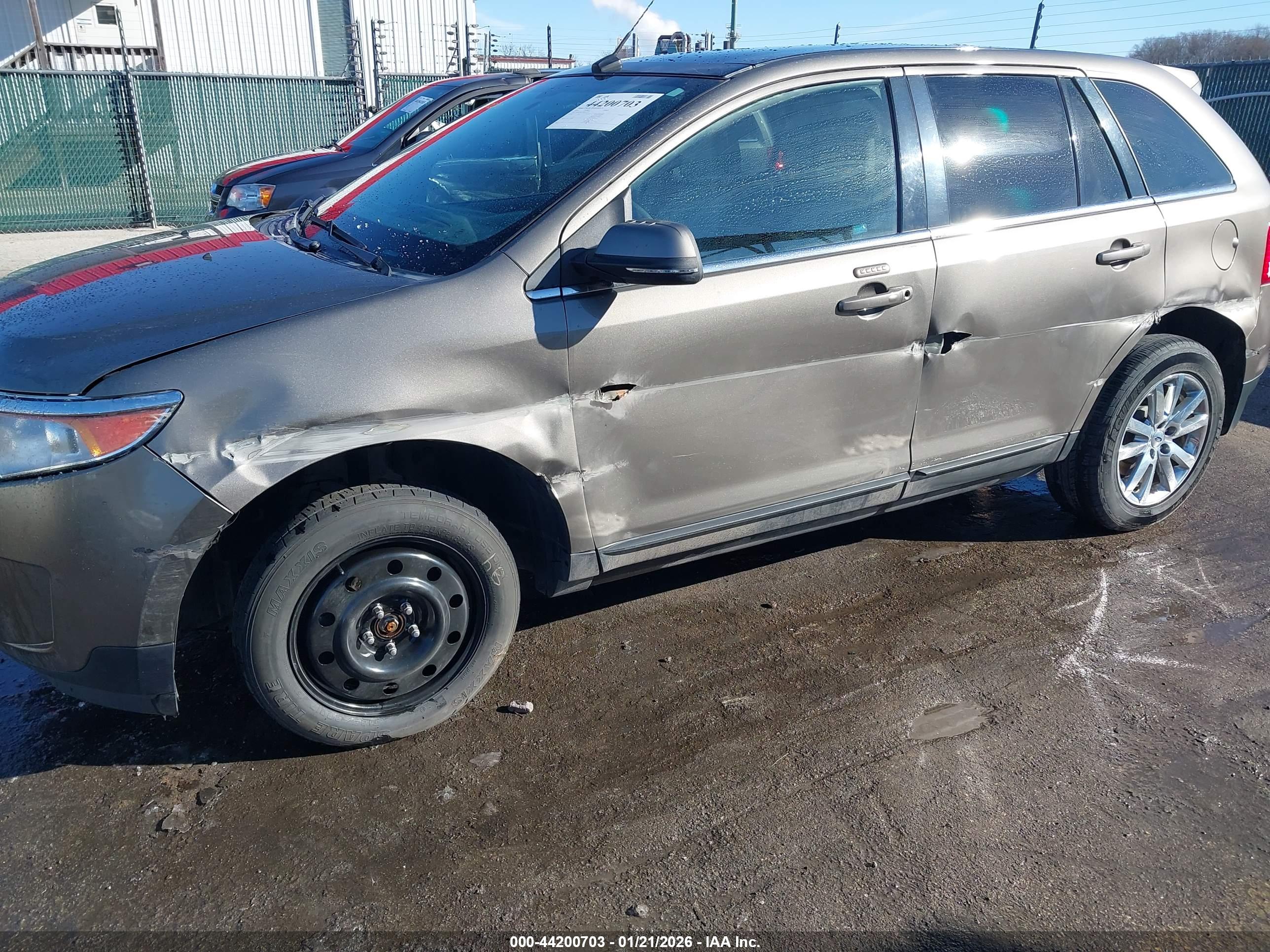 FORD EDGE image 6