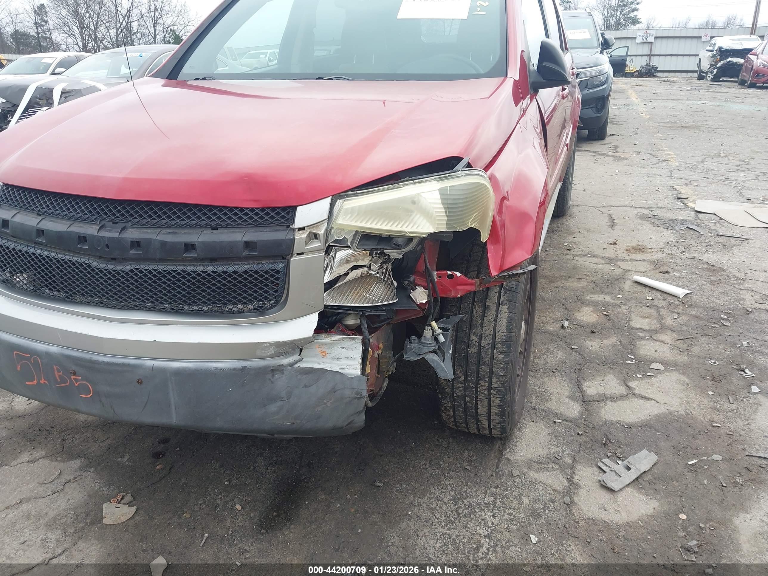 CHEVROLET EQUINOX image 6