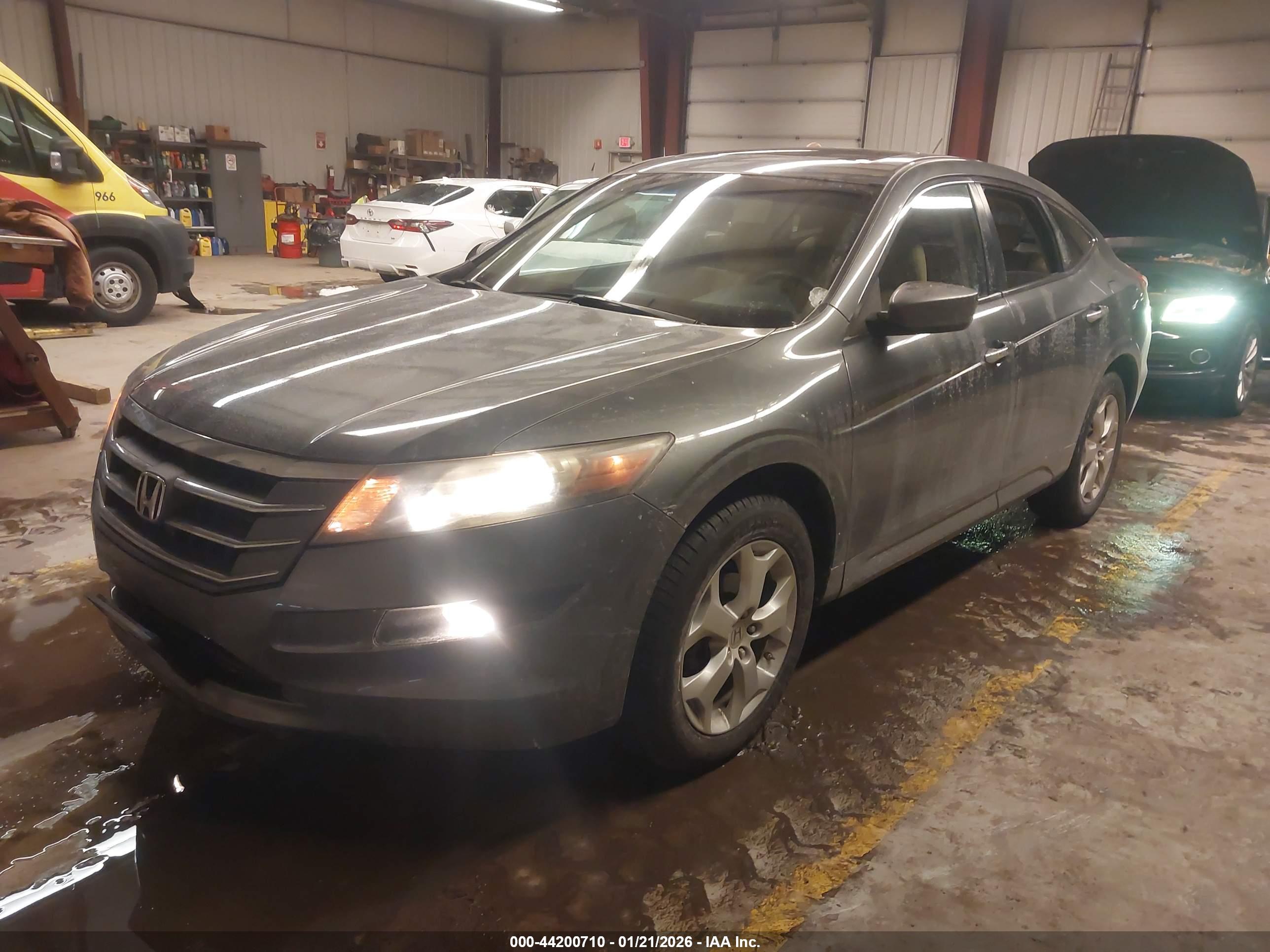 HONDA ACCORD image 2