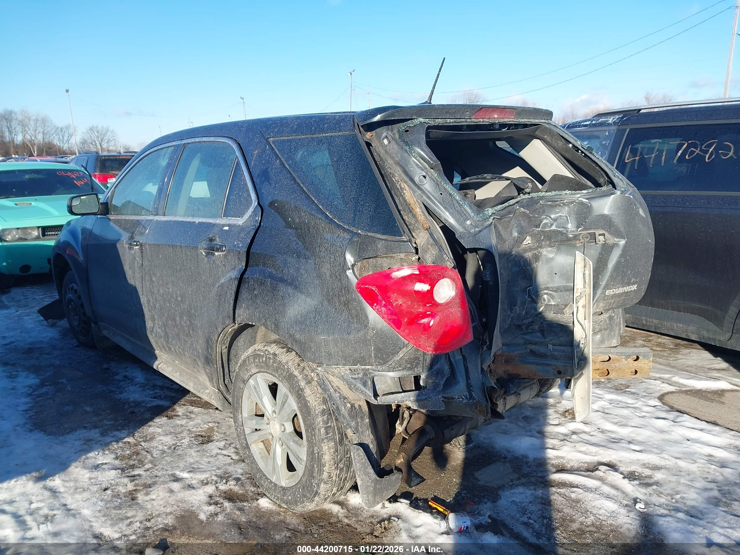 CHEVROLET EQUINOX image 3