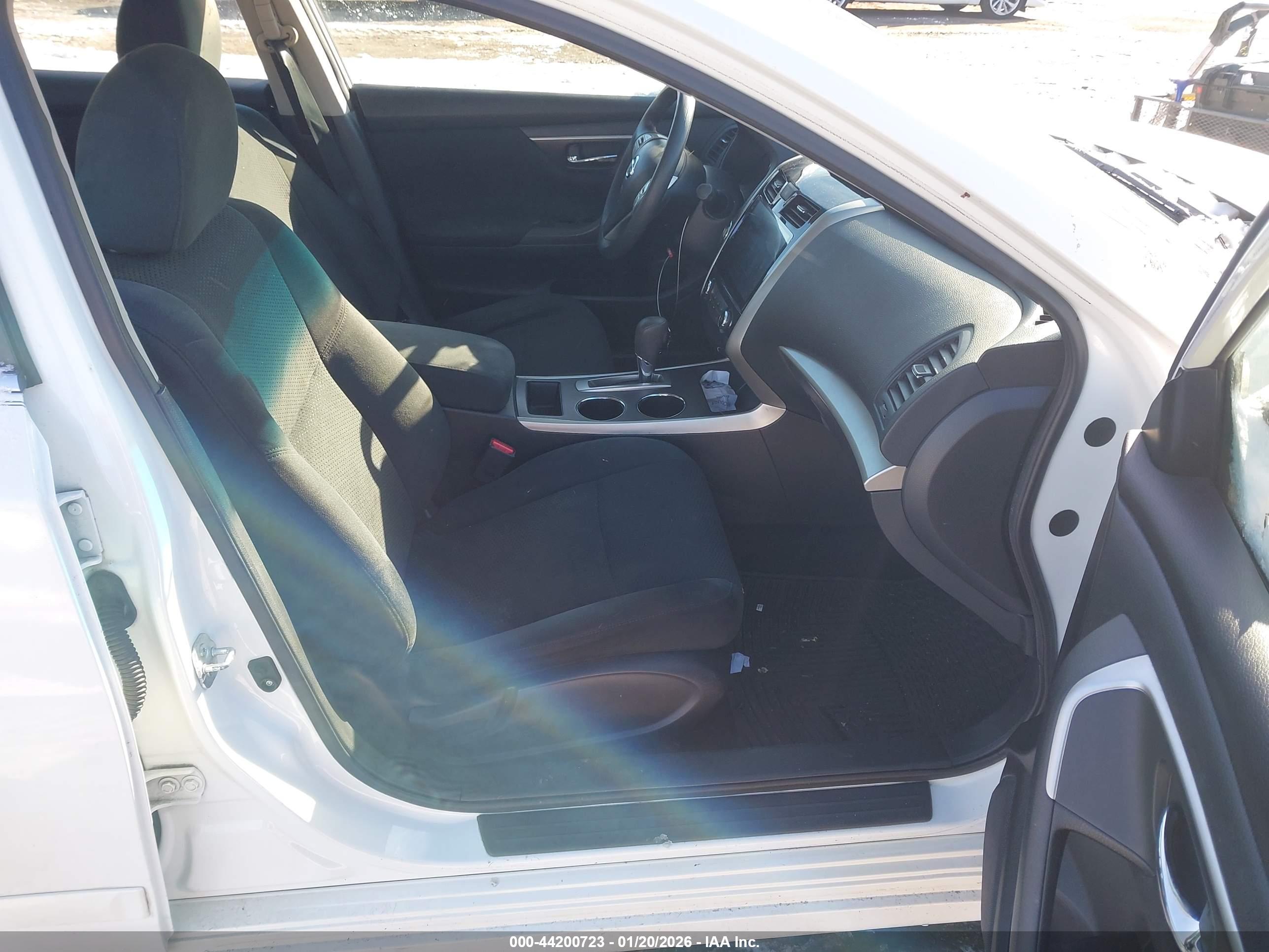 NISSAN ALTIMA image 5