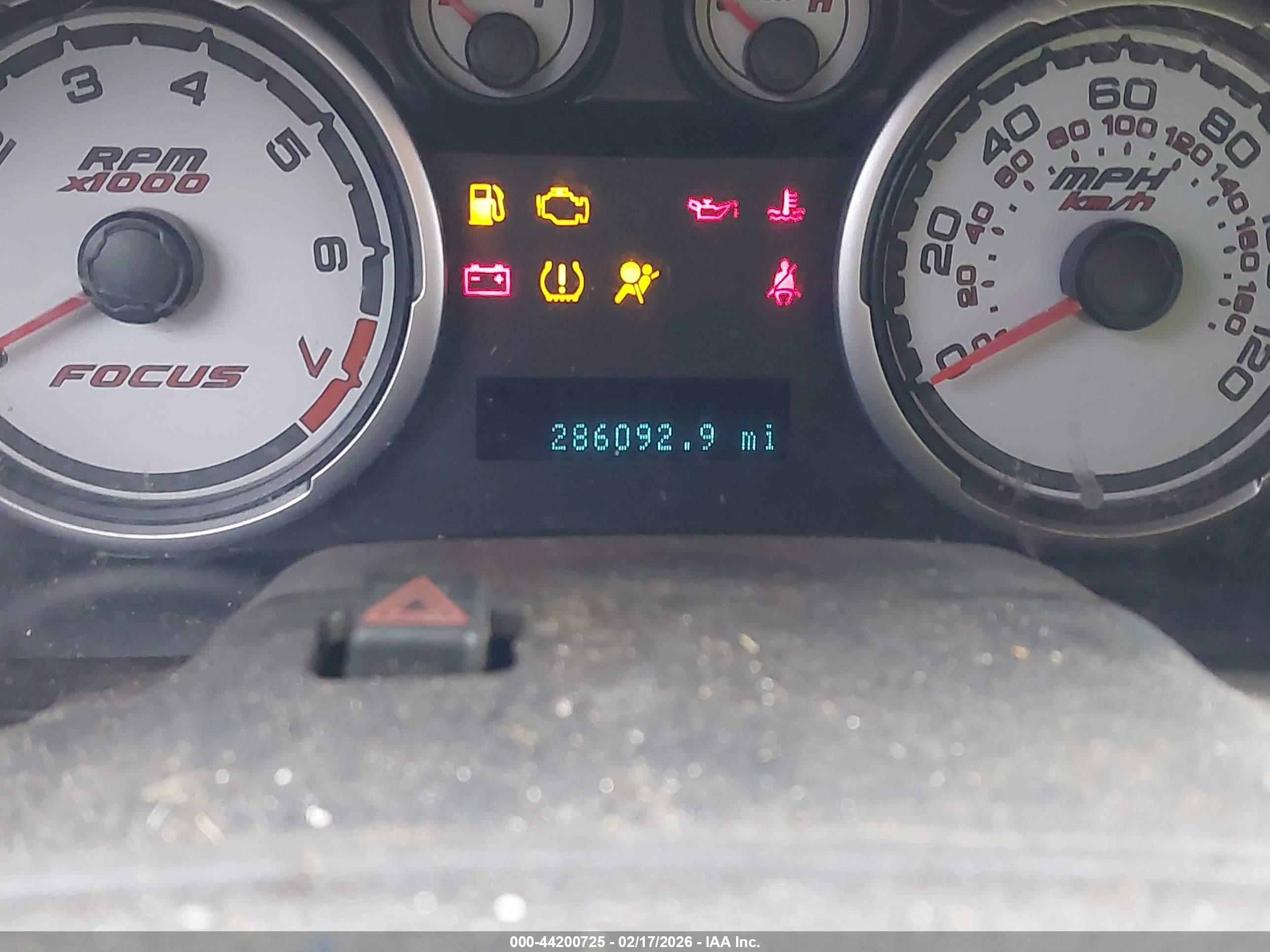 FORD FOCUS image 7