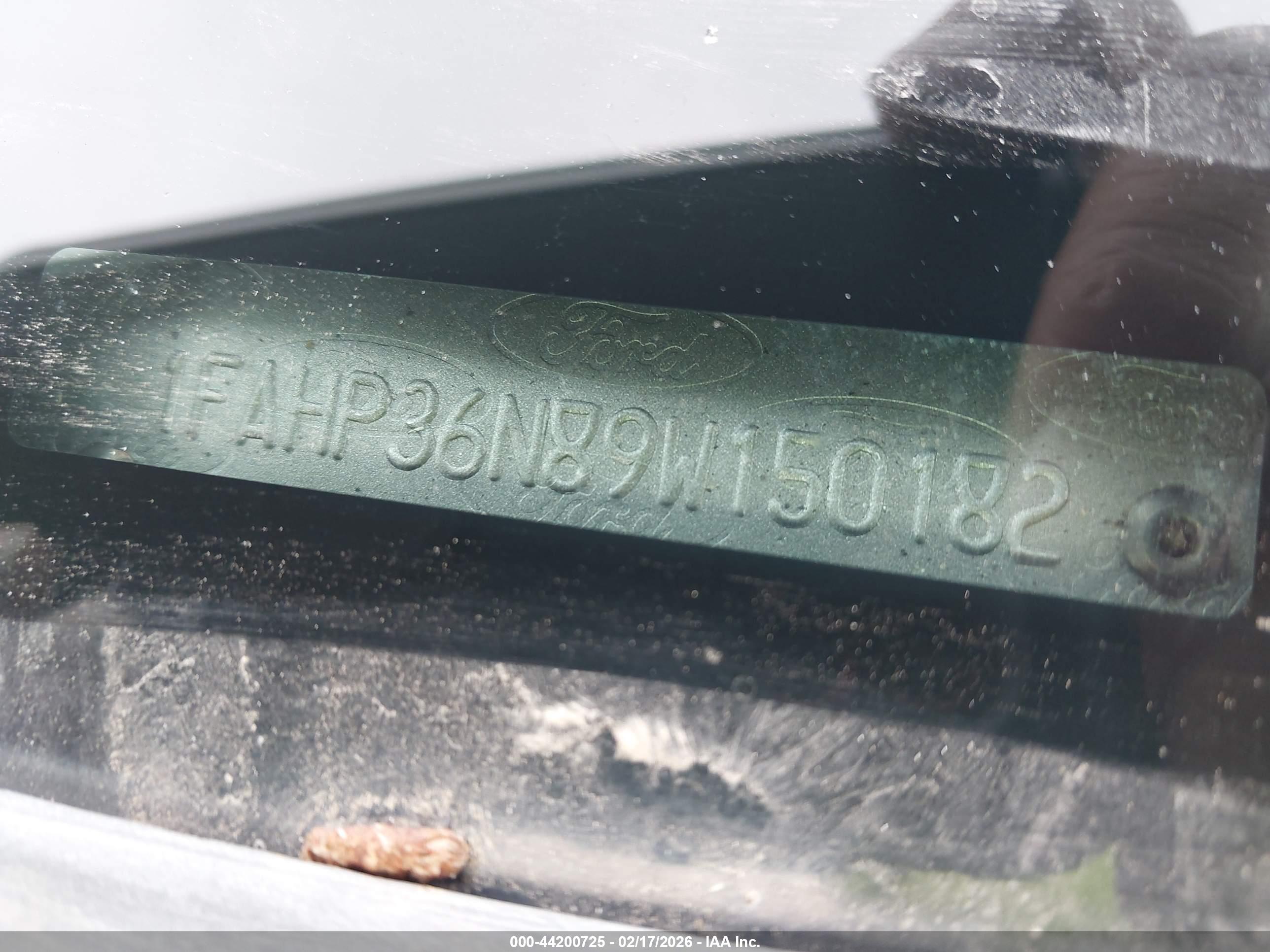 FORD FOCUS image 9