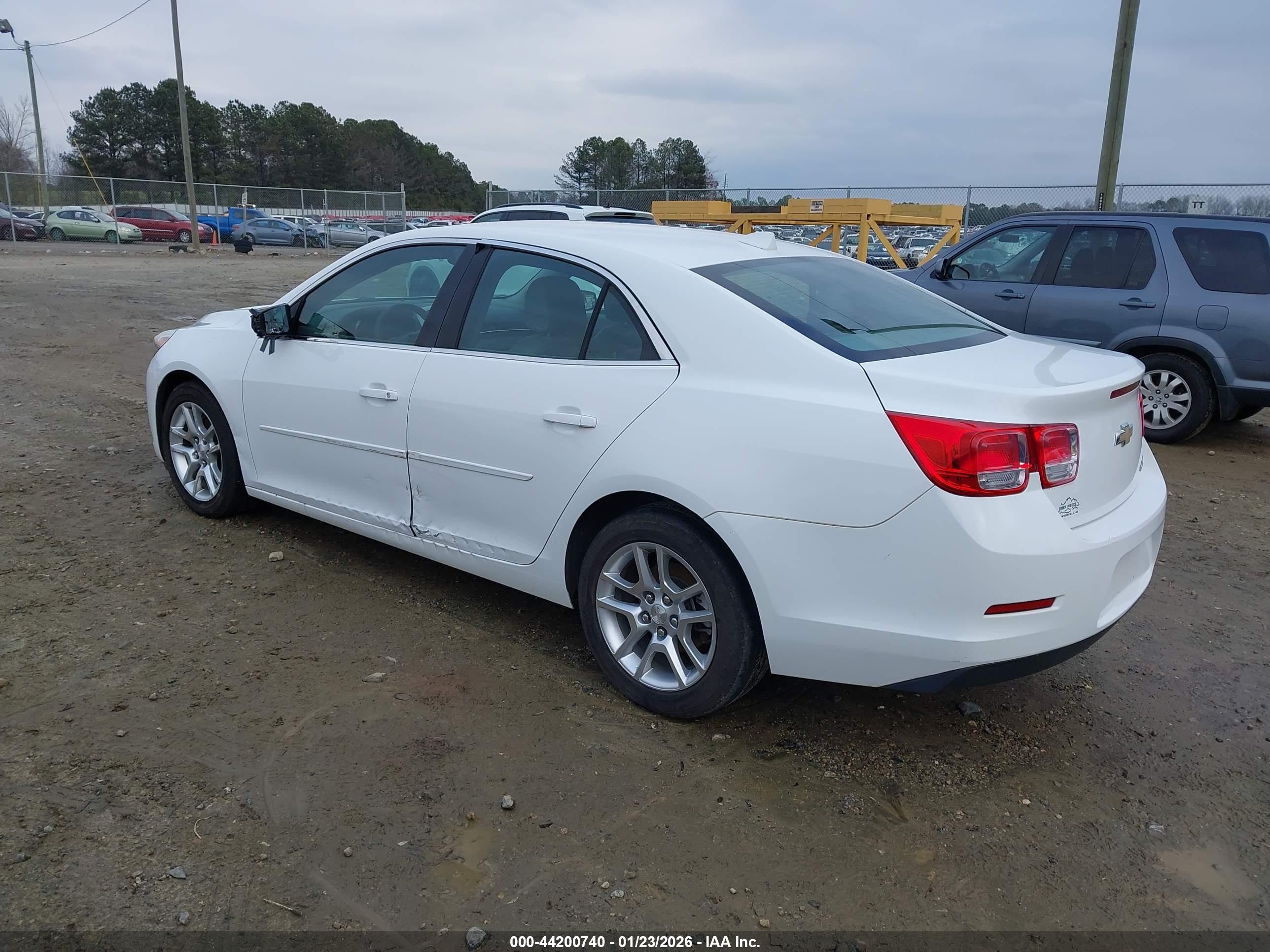 CHEVROLET MALIBU image 3