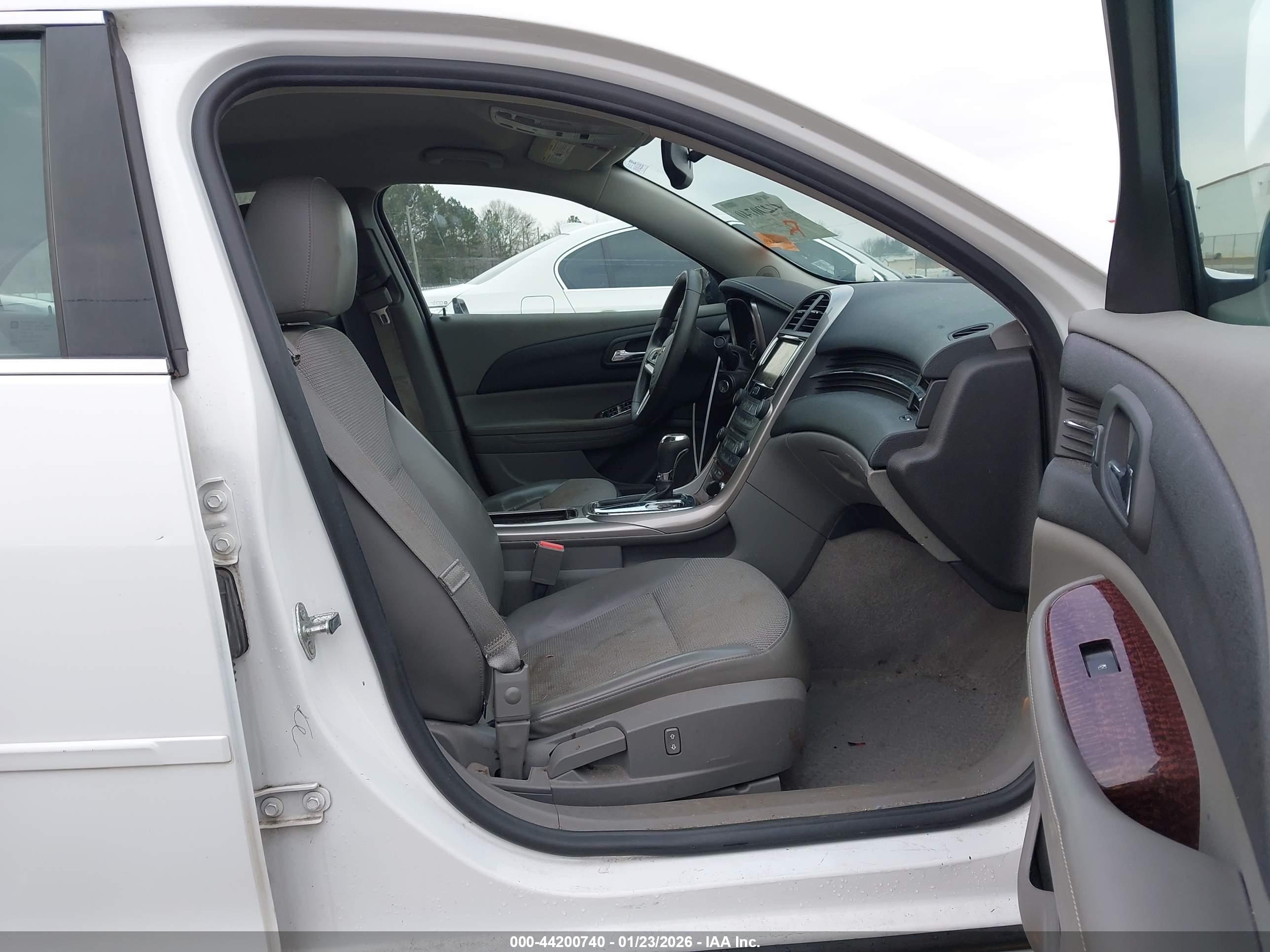 CHEVROLET MALIBU image 5