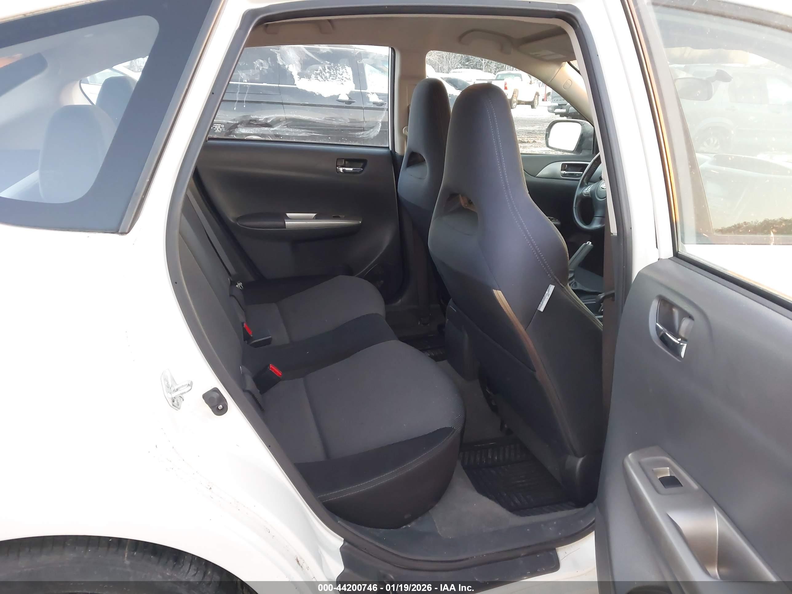 SUBARU IMPREZA image 8