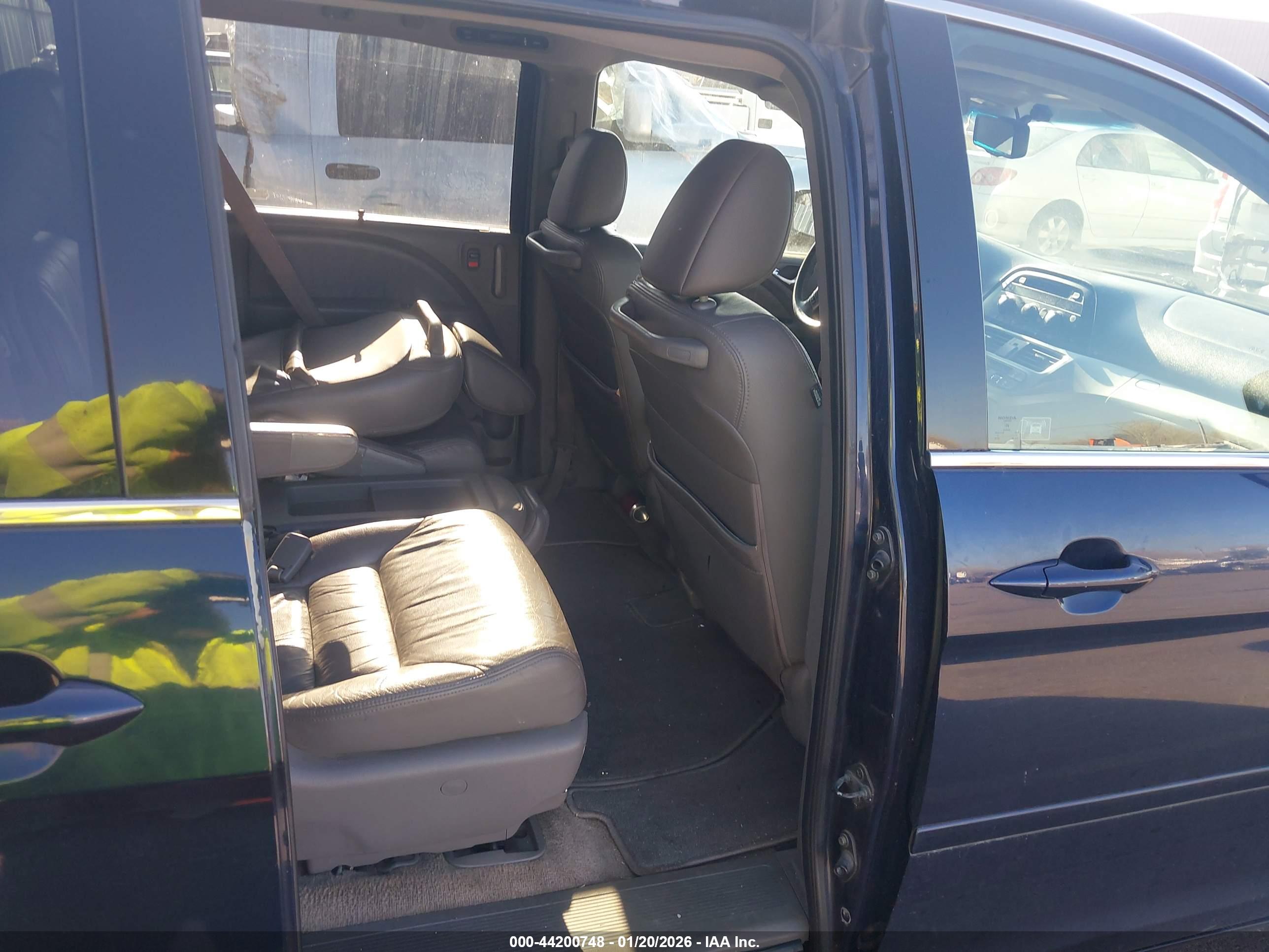 HONDA ODYSSEY image 8