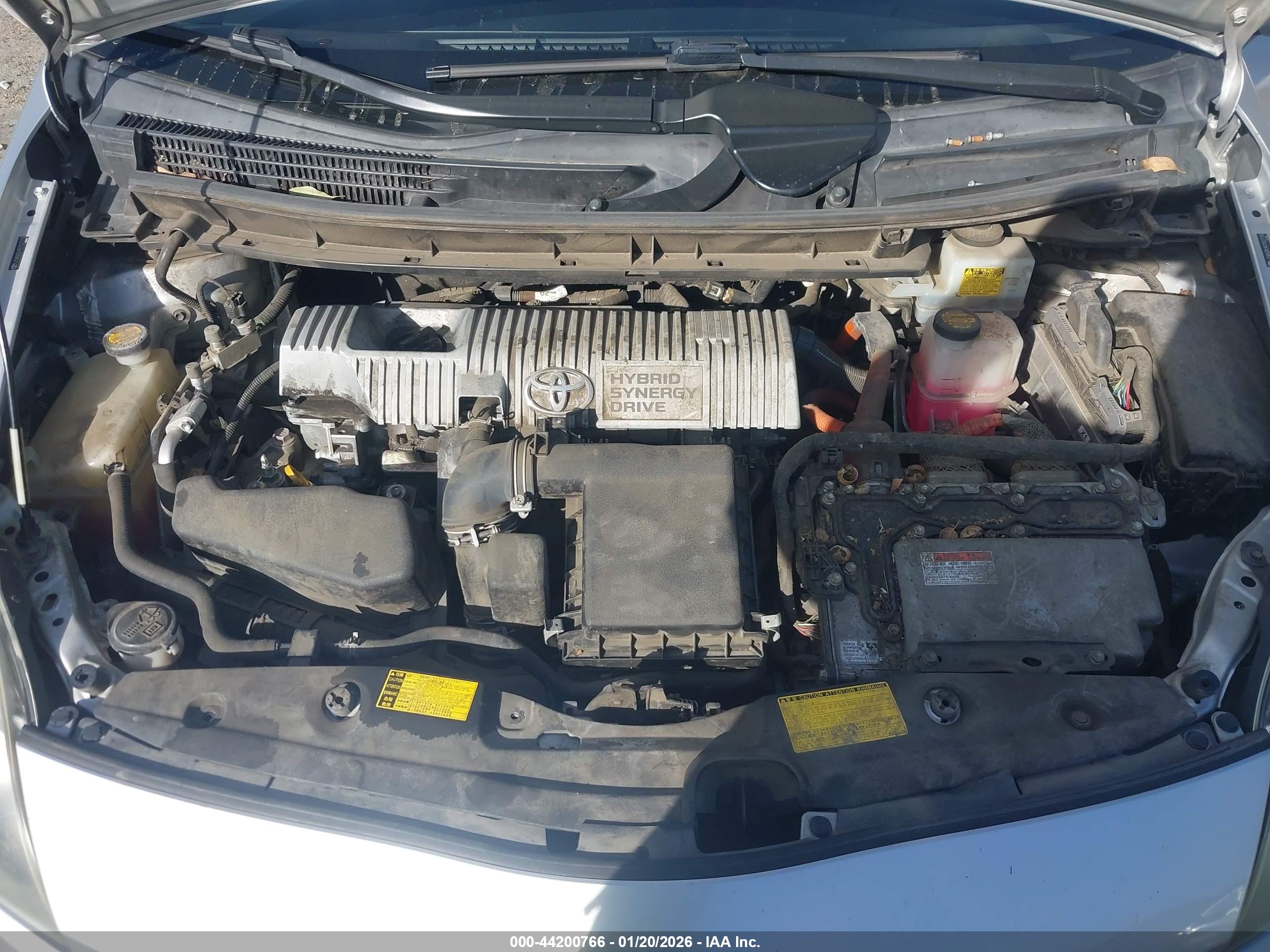 TOYOTA PRIUS image 10
