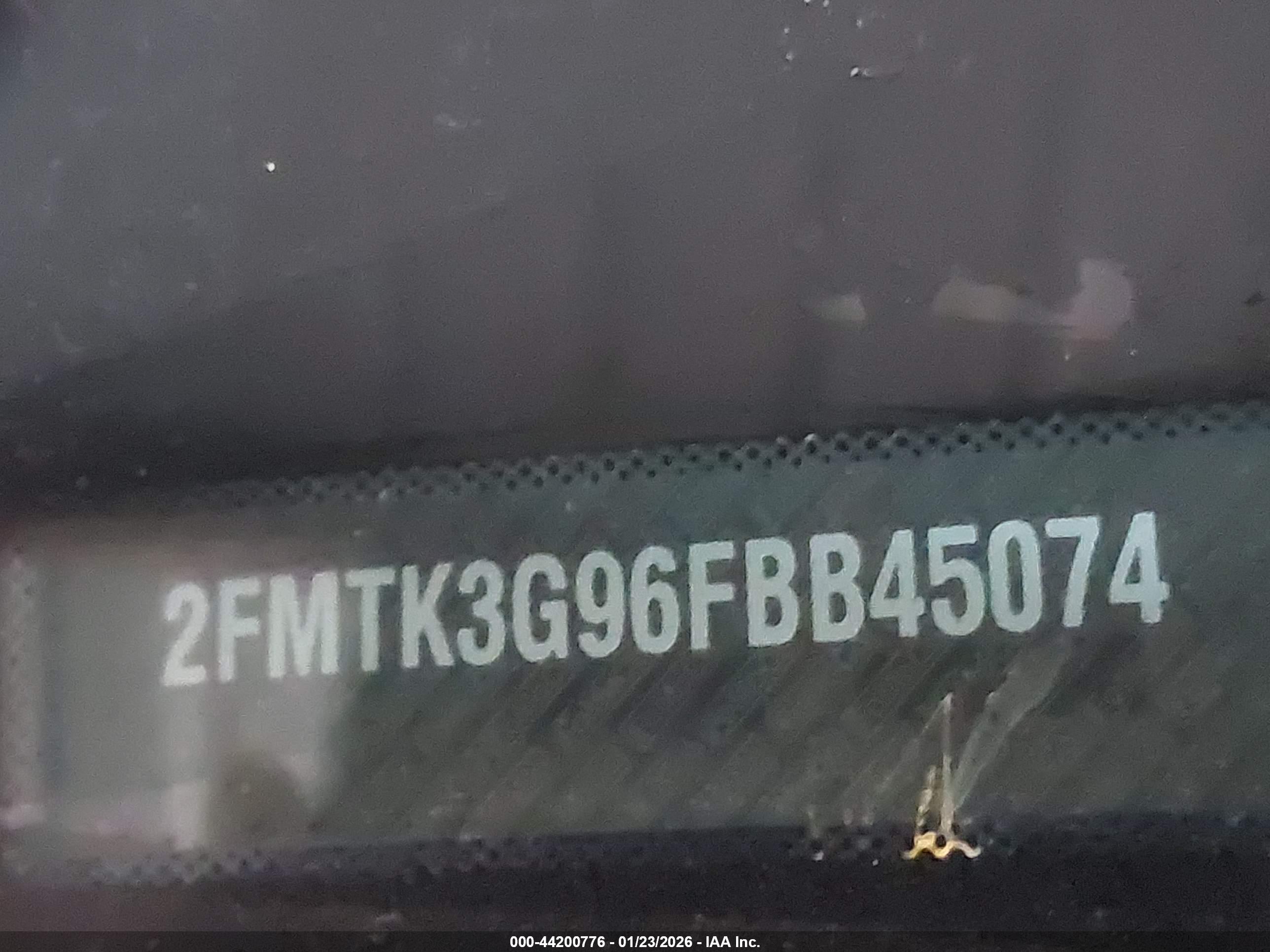 FORD EDGE image 9