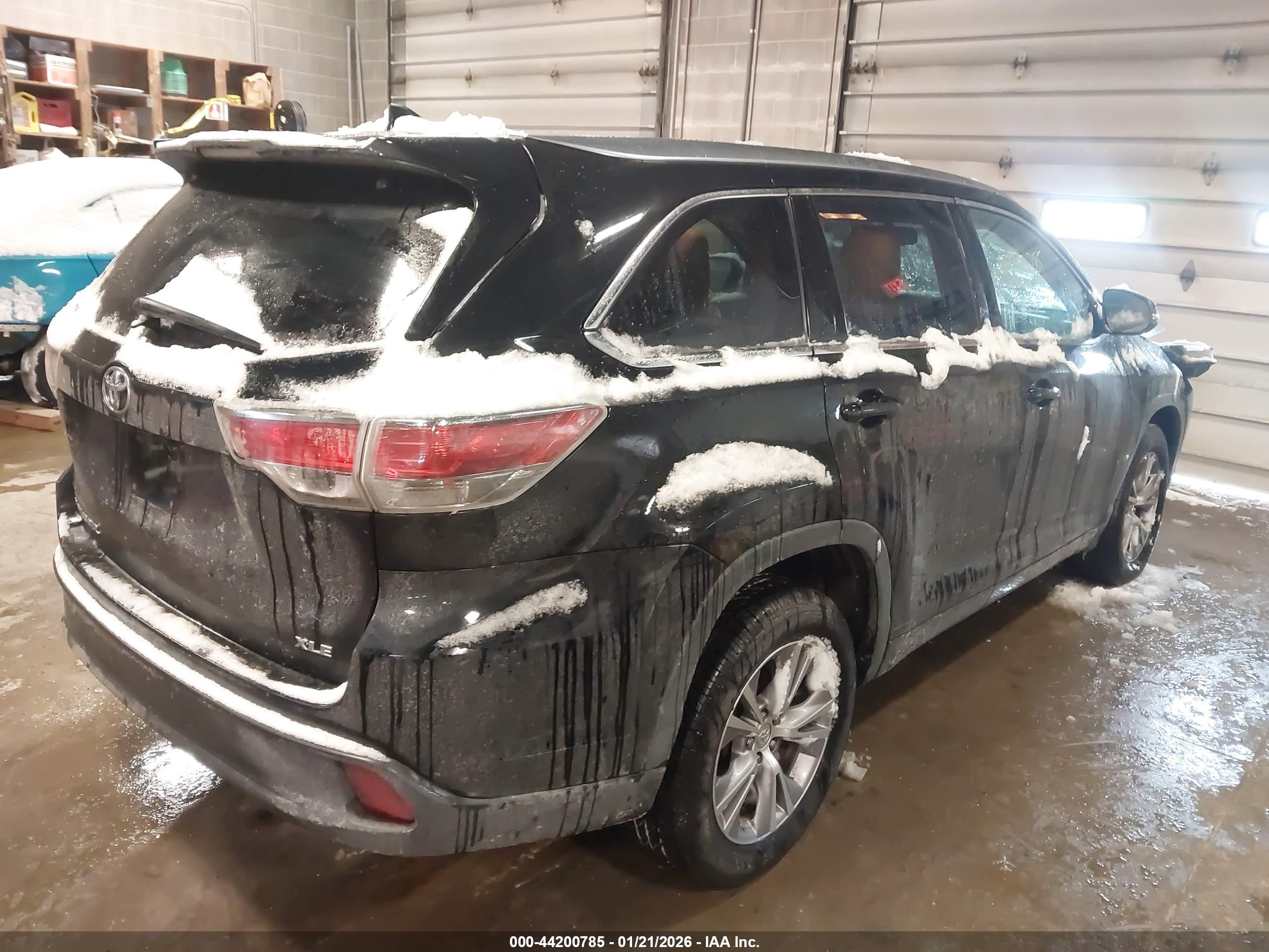 TOYOTA HIGHLANDER image 4
