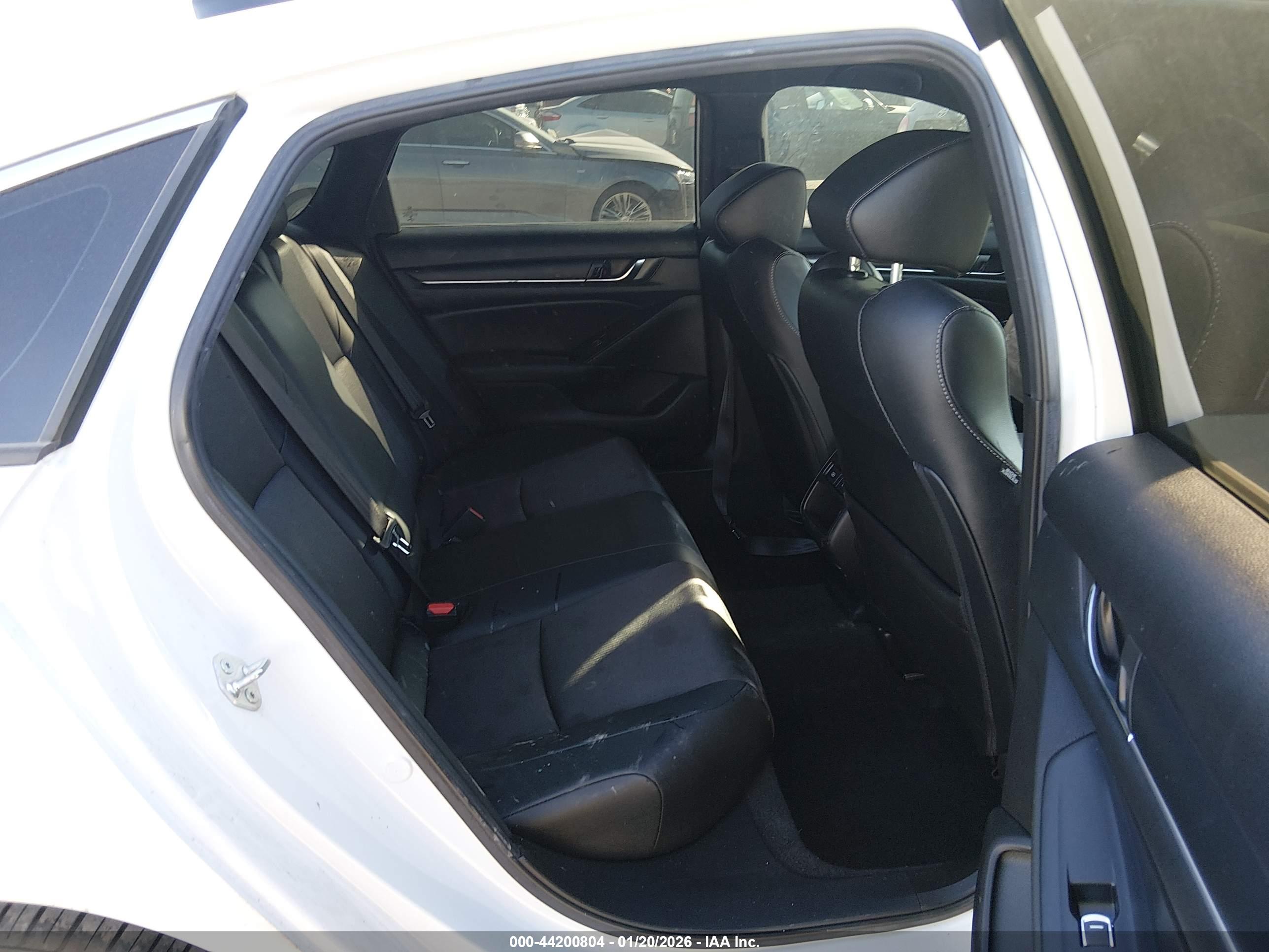 HONDA ACCORD image 8