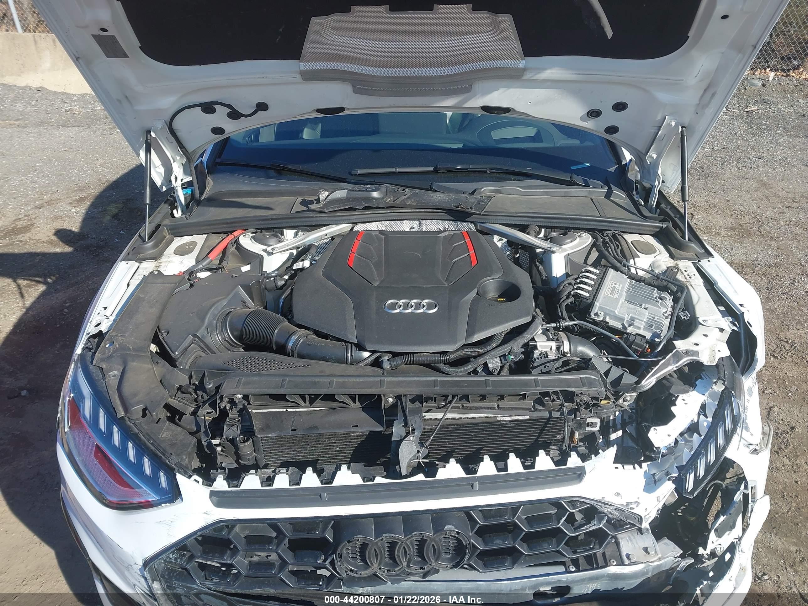 AUDI S4 image 10