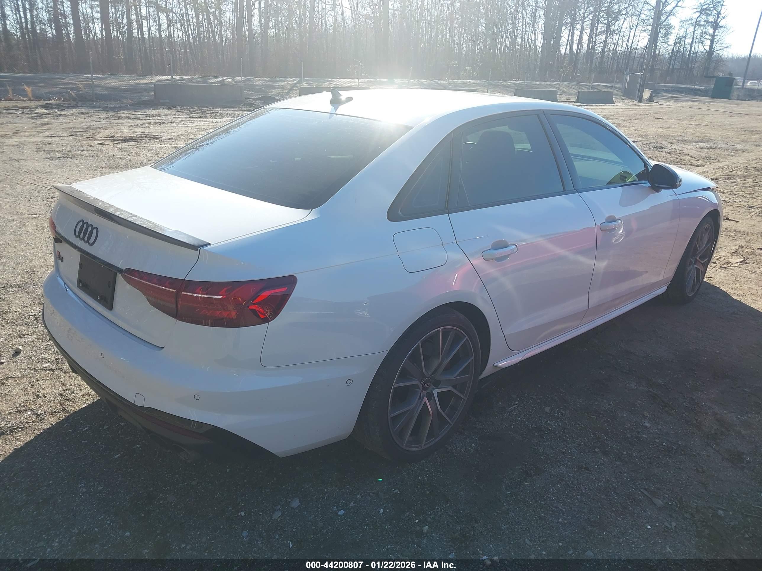 AUDI S4 image 4