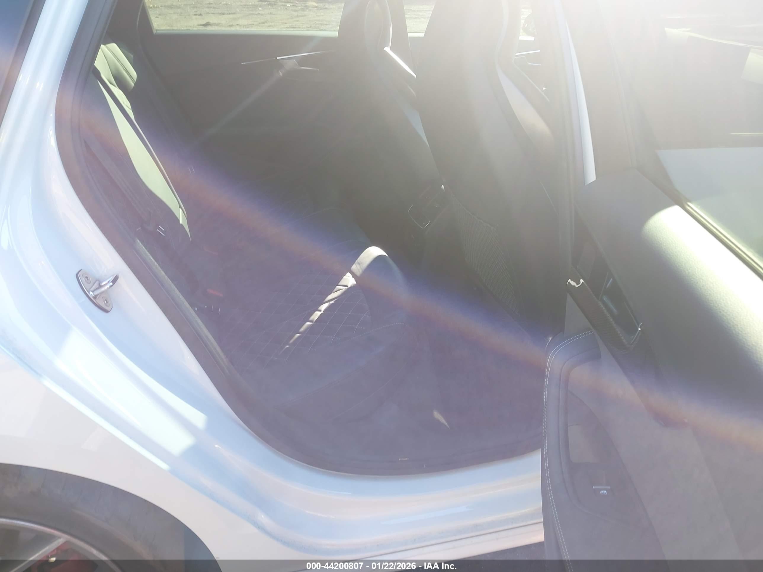 AUDI S4 image 8
