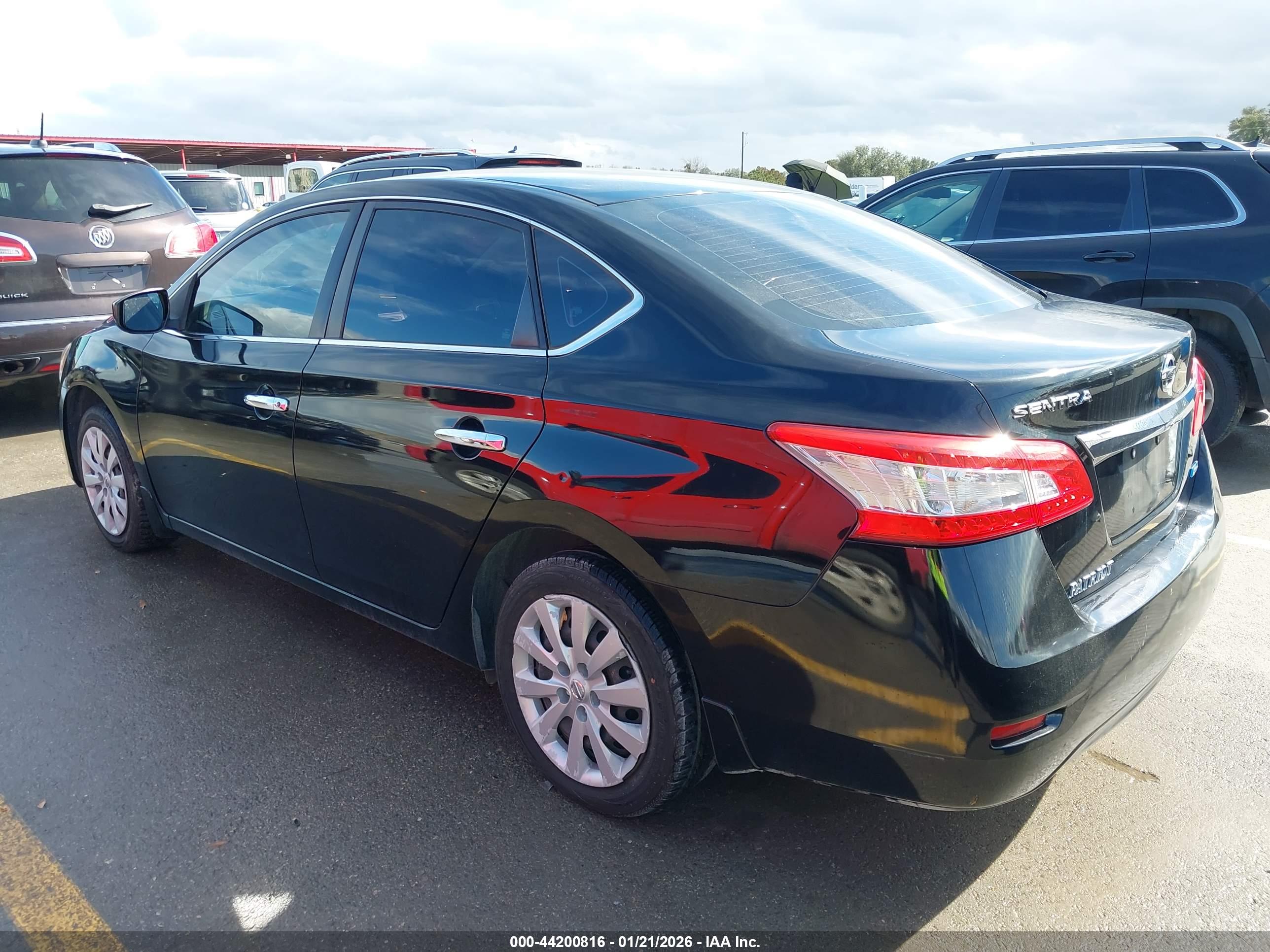 NISSAN SENTRA image 3