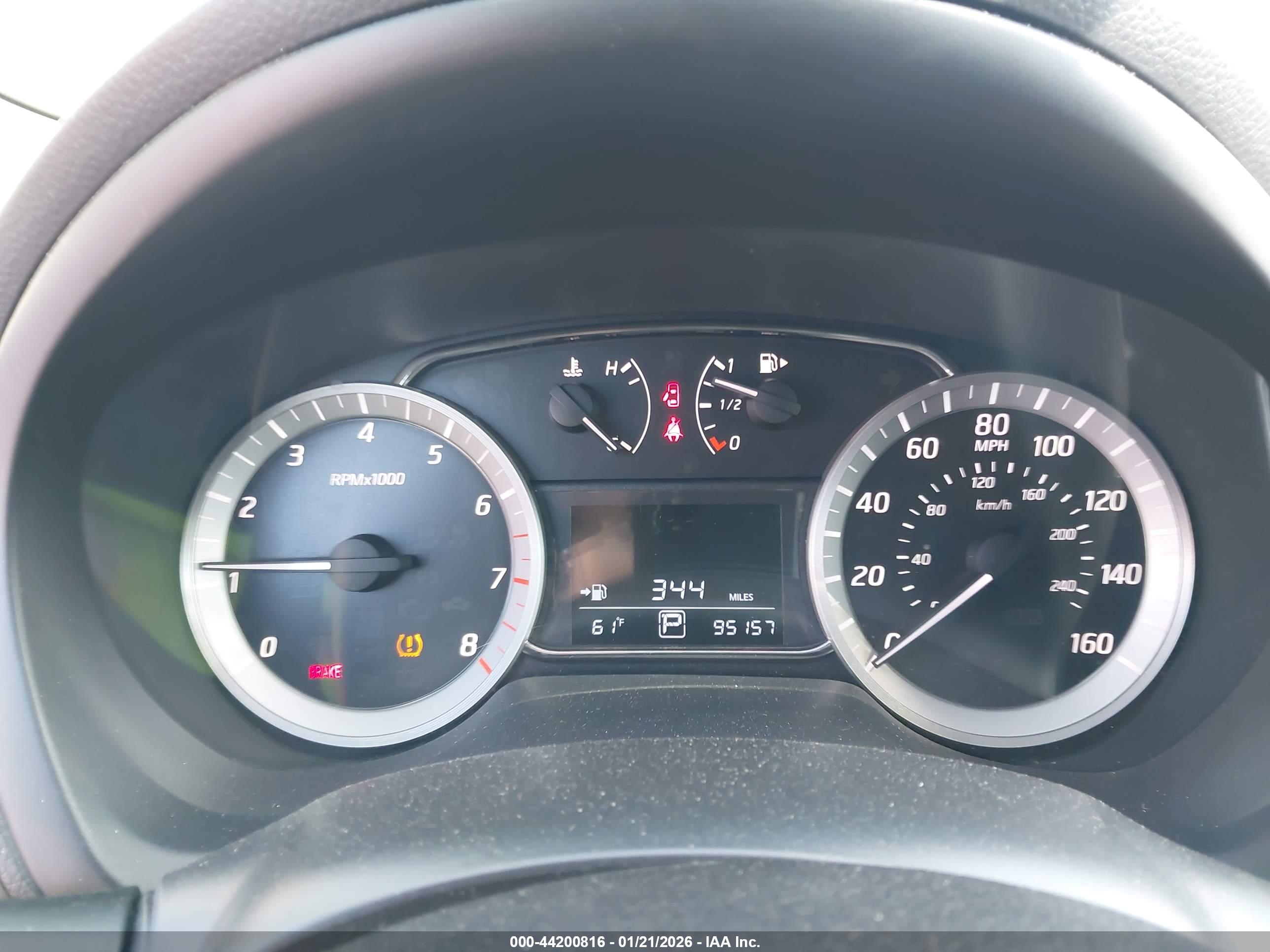 NISSAN SENTRA image 7