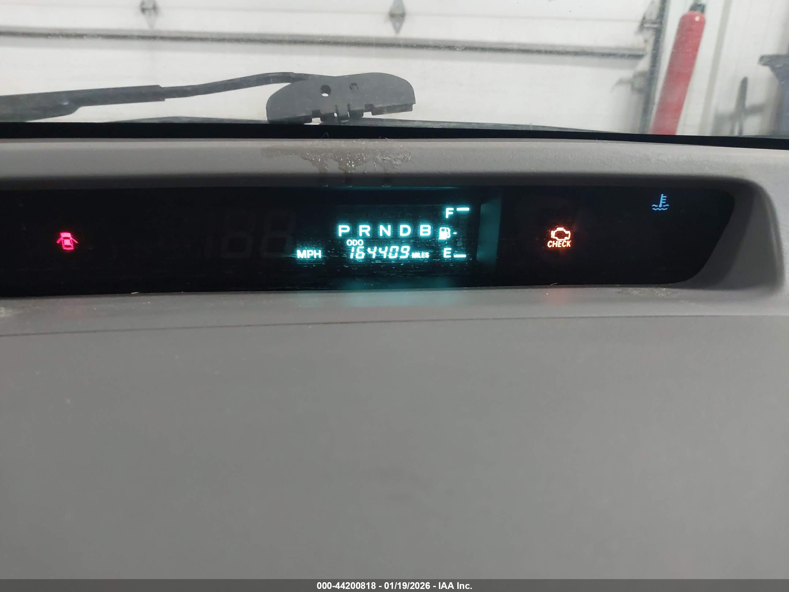 TOYOTA PRIUS image 7