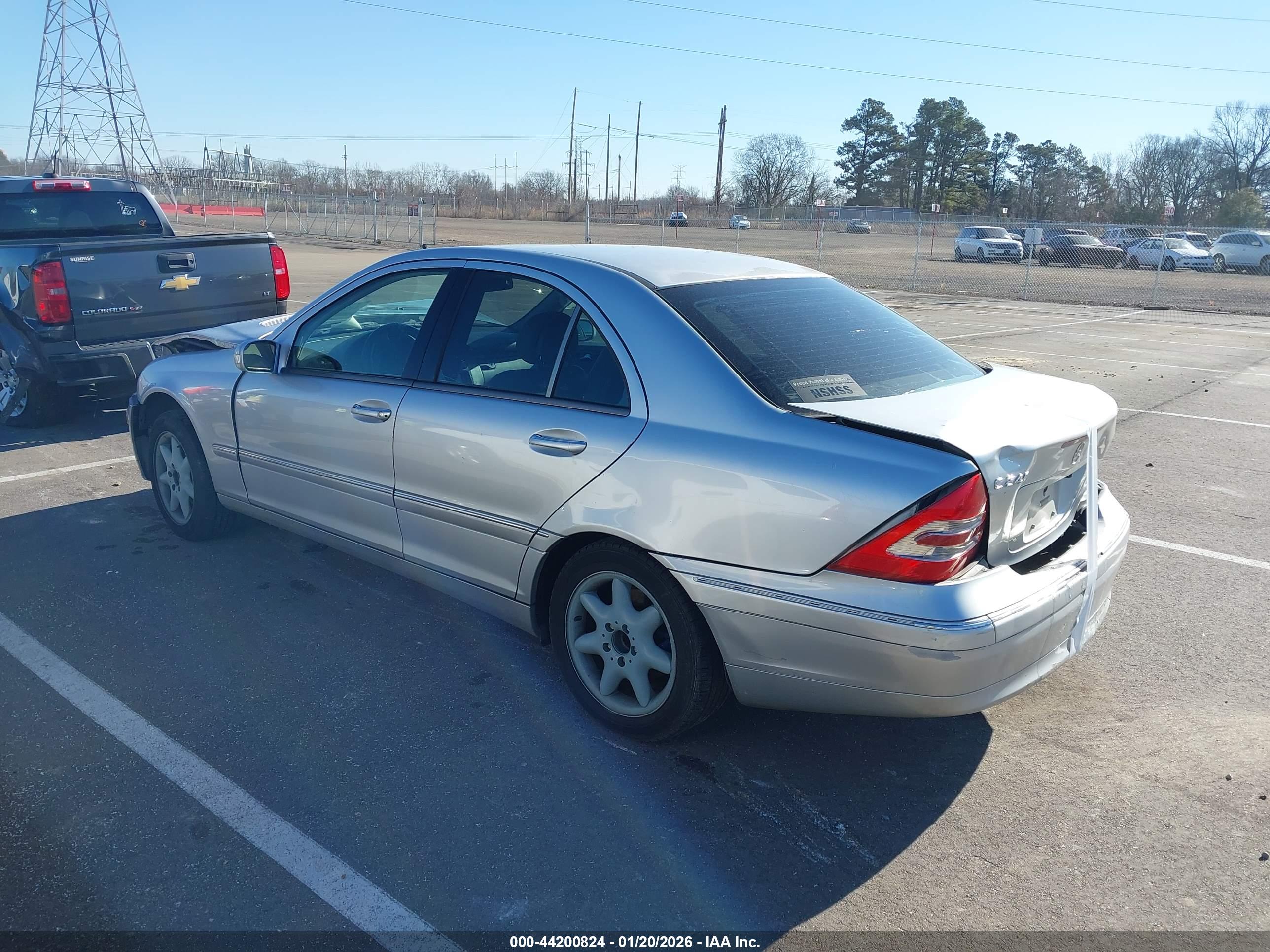 MERCEDES-BENZ C image 3