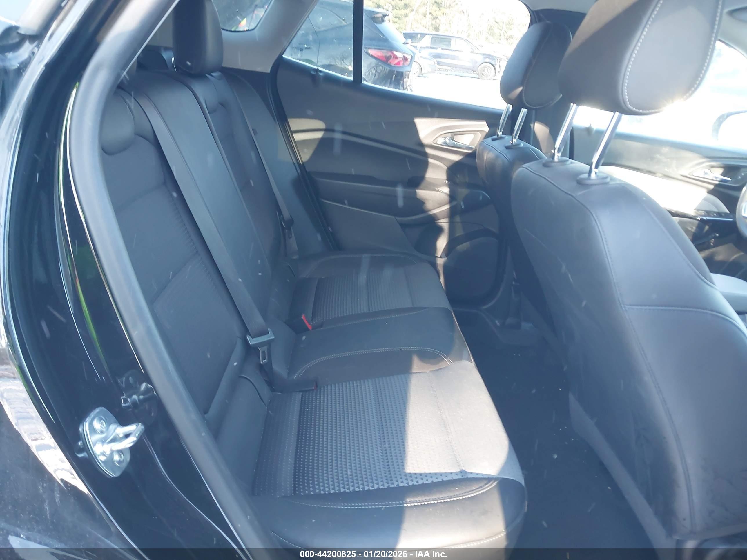 CHEVROLET TRAX image 8