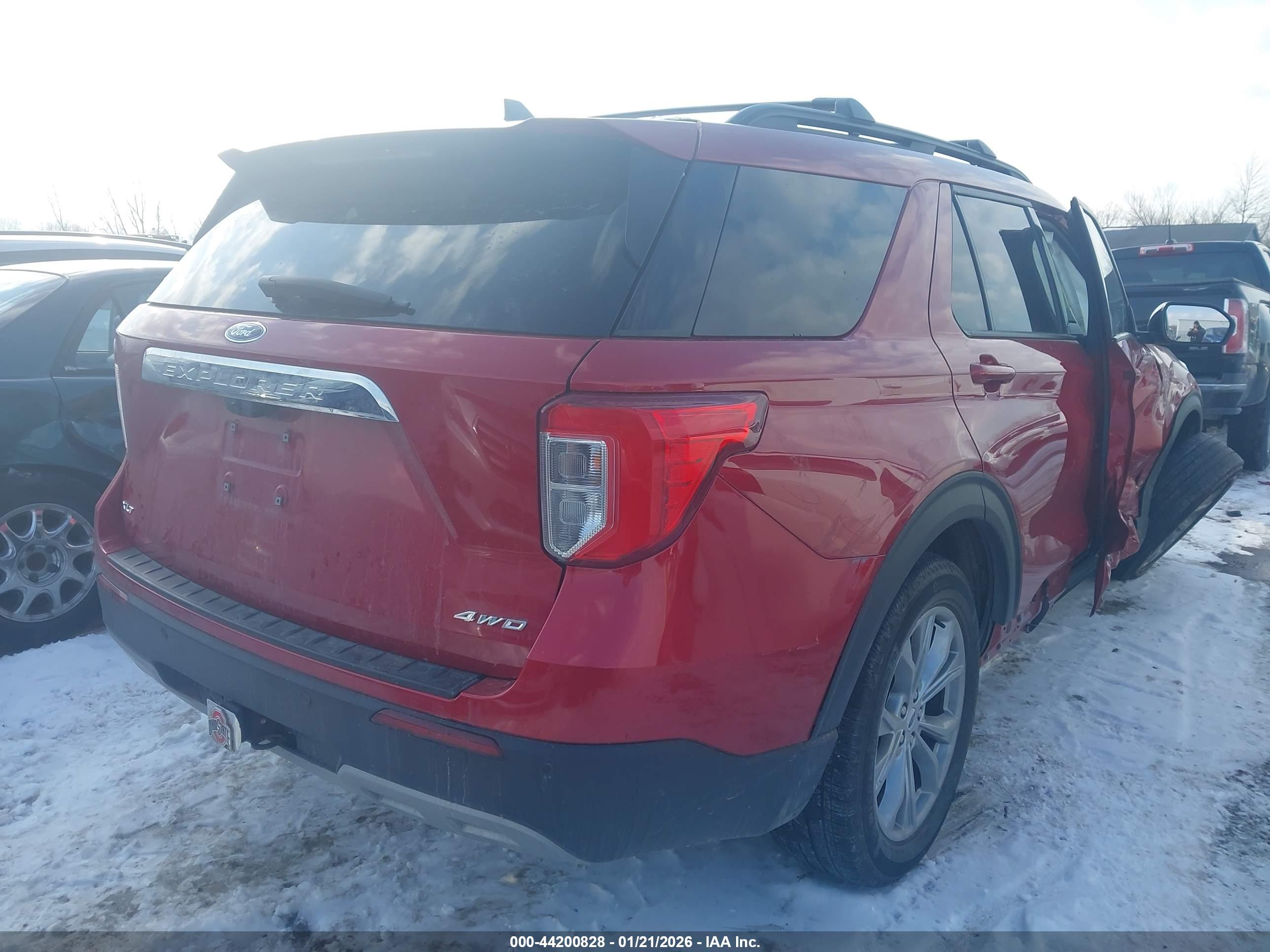 FORD EXPLORER image 4