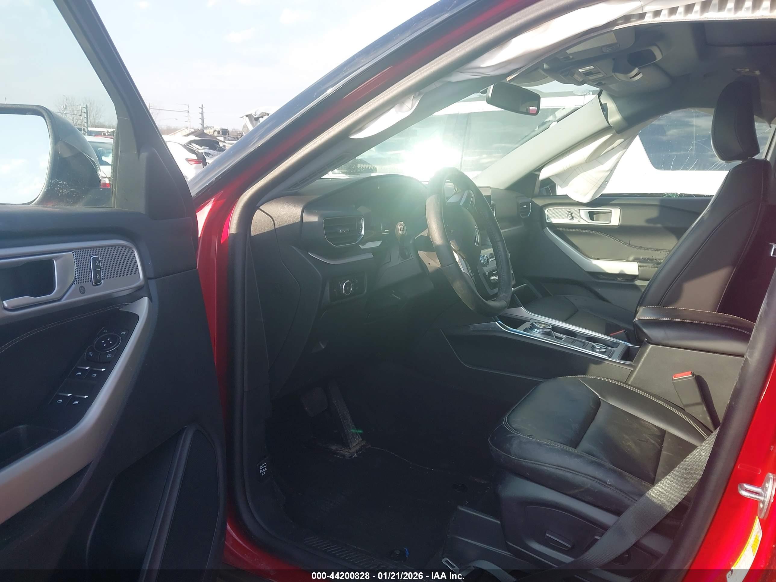 FORD EXPLORER image 5
