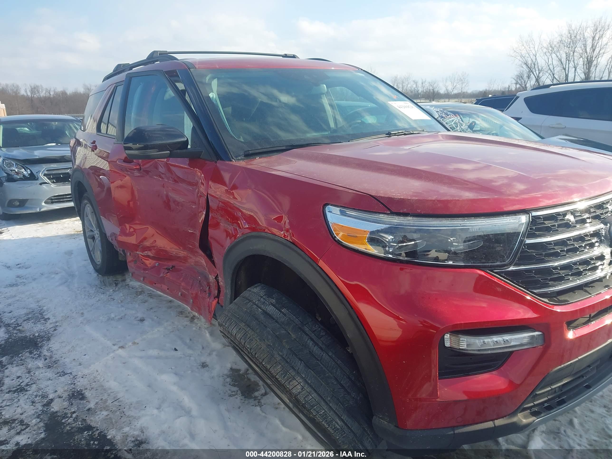 FORD EXPLORER image 6