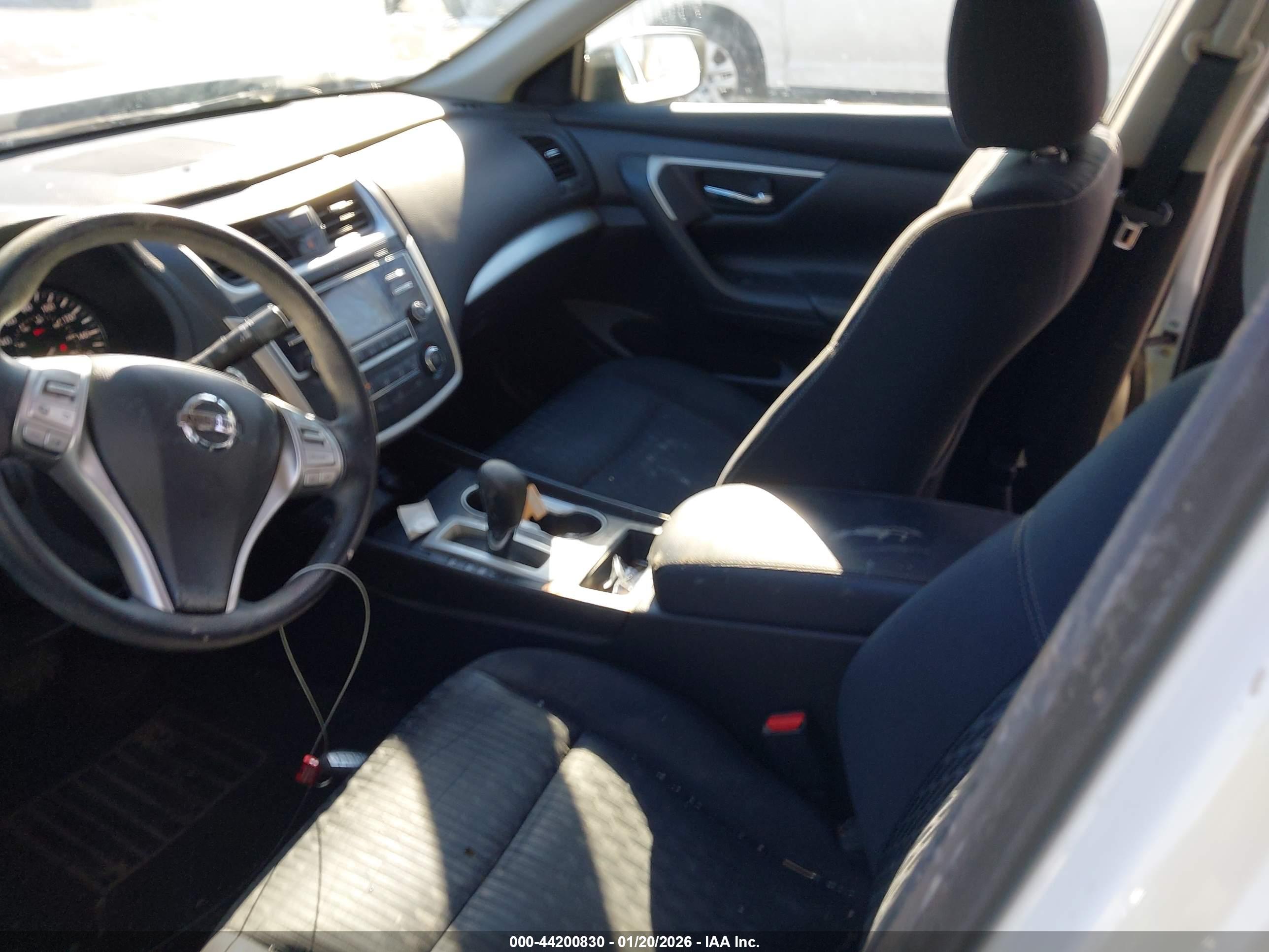NISSAN ALTIMA image 5