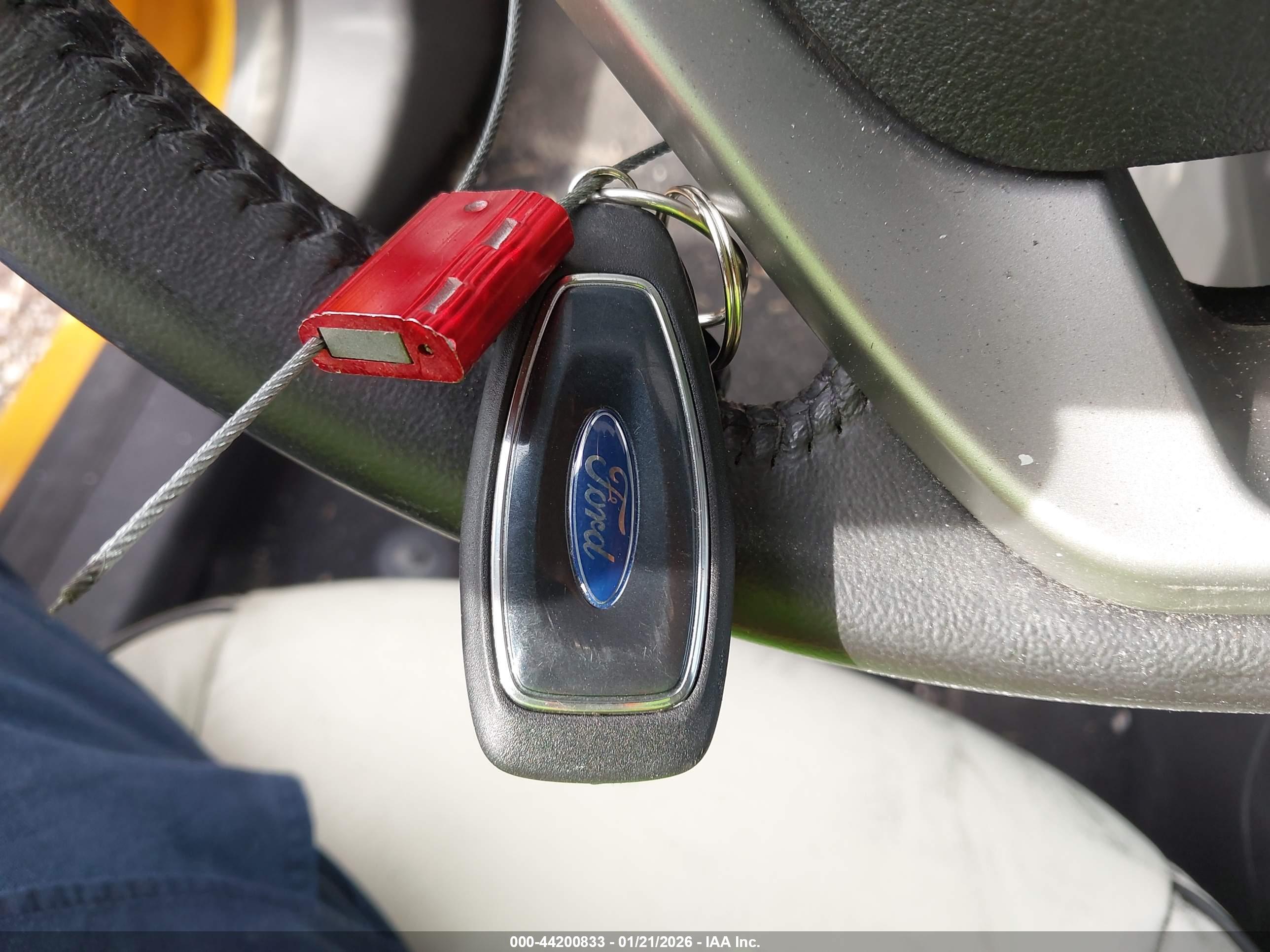 FORD FIESTA image 11