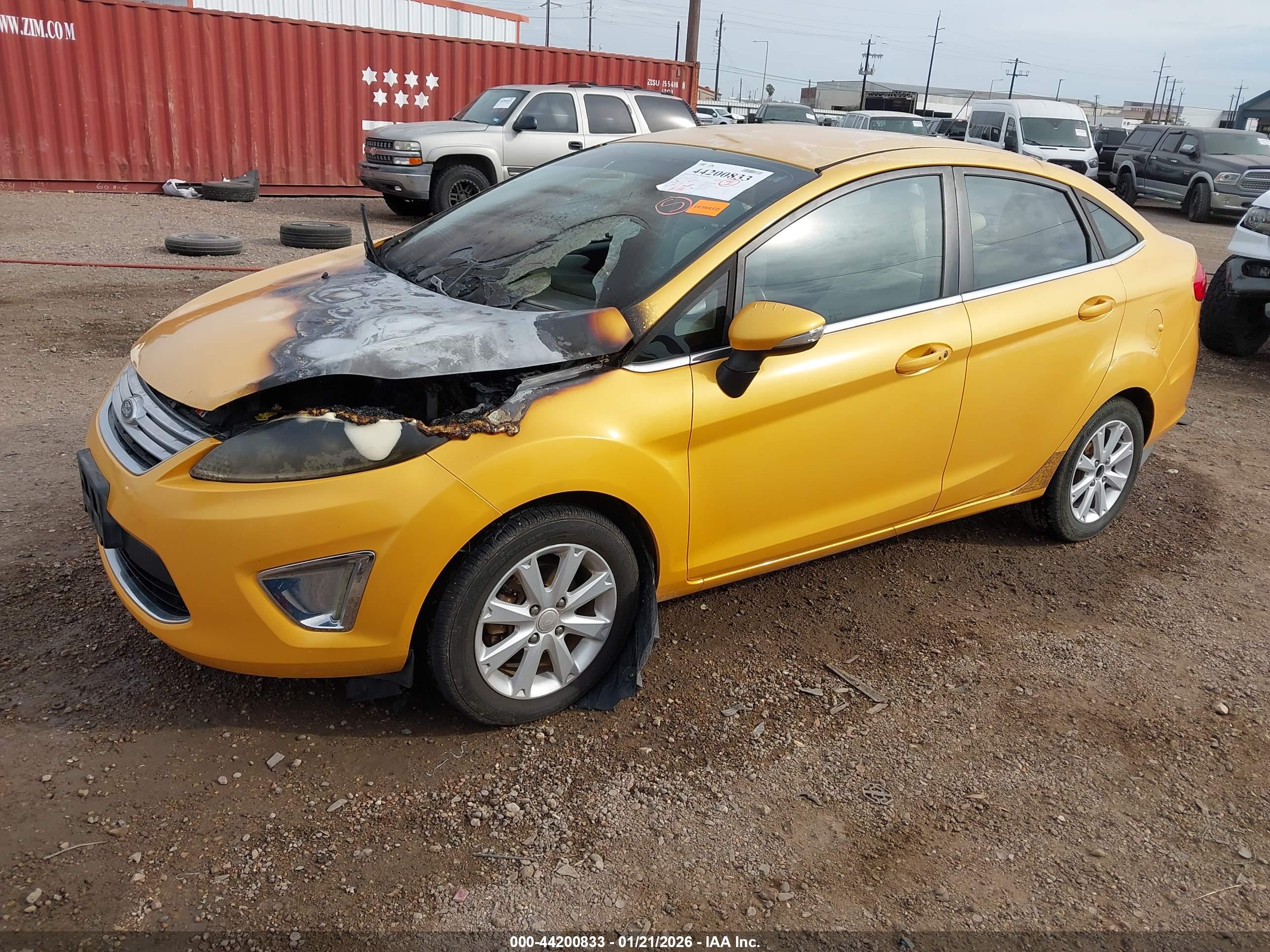 FORD FIESTA image 2