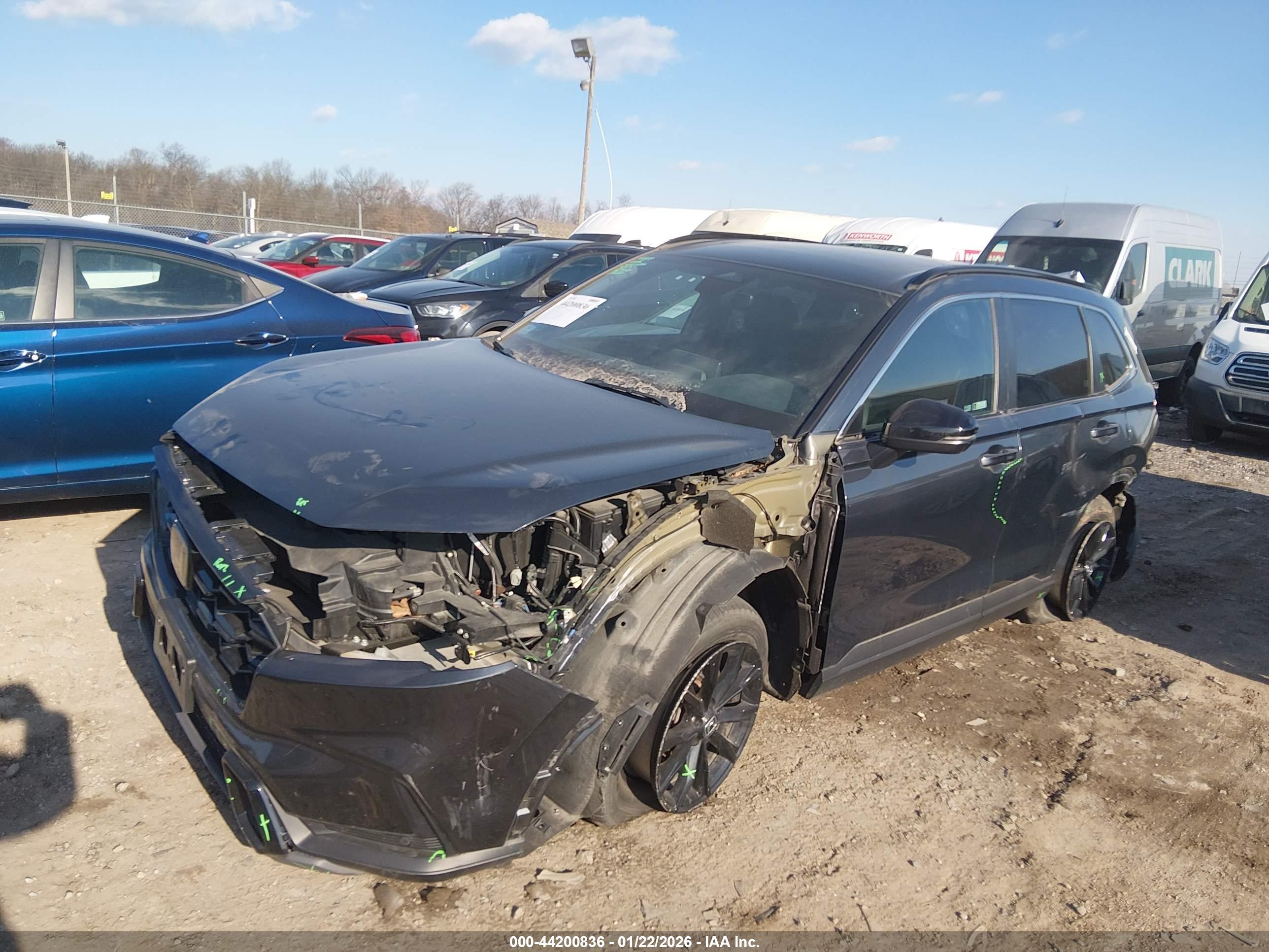 HONDA CR-V image 2