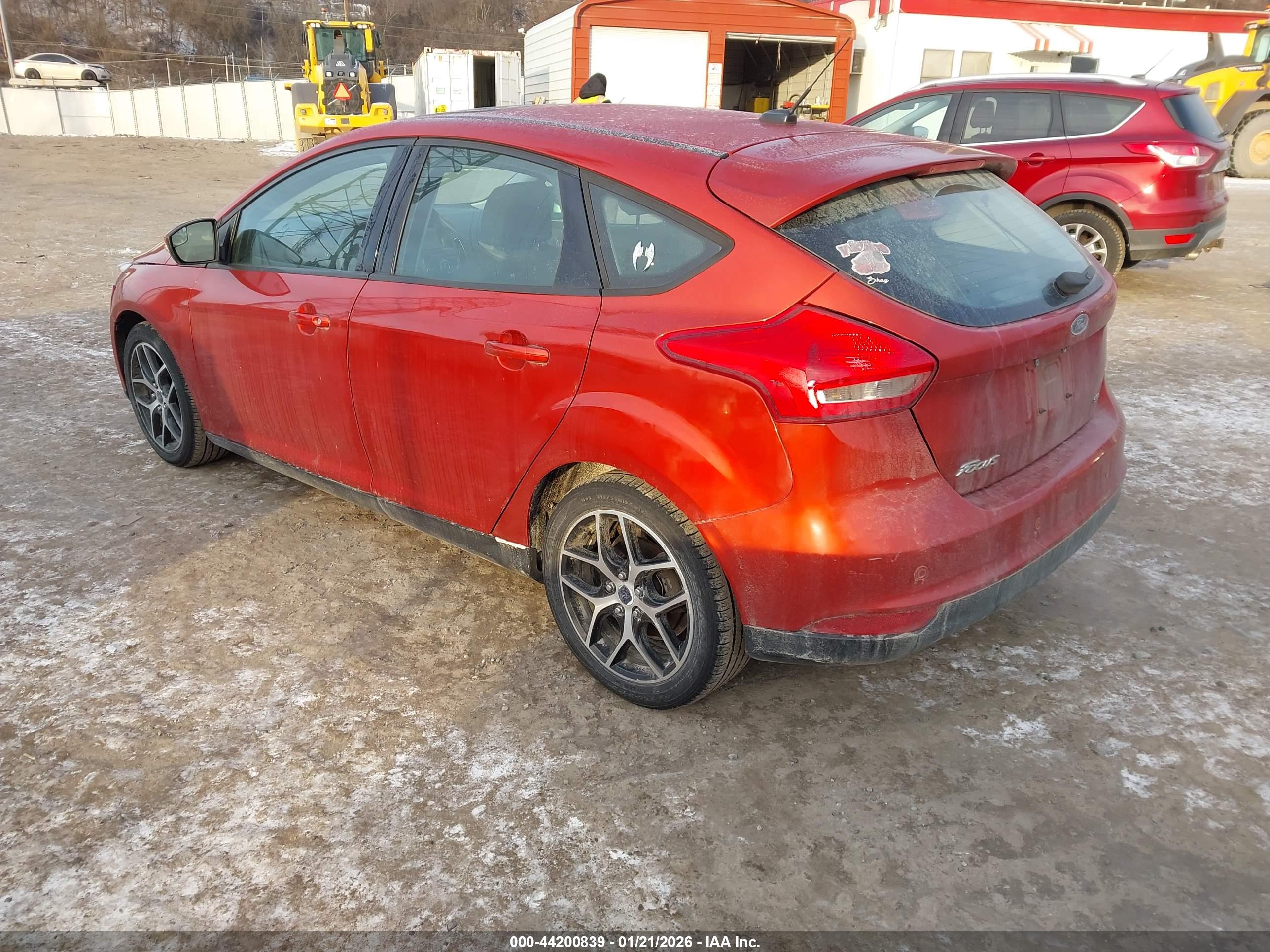 FORD FOCUS image 3