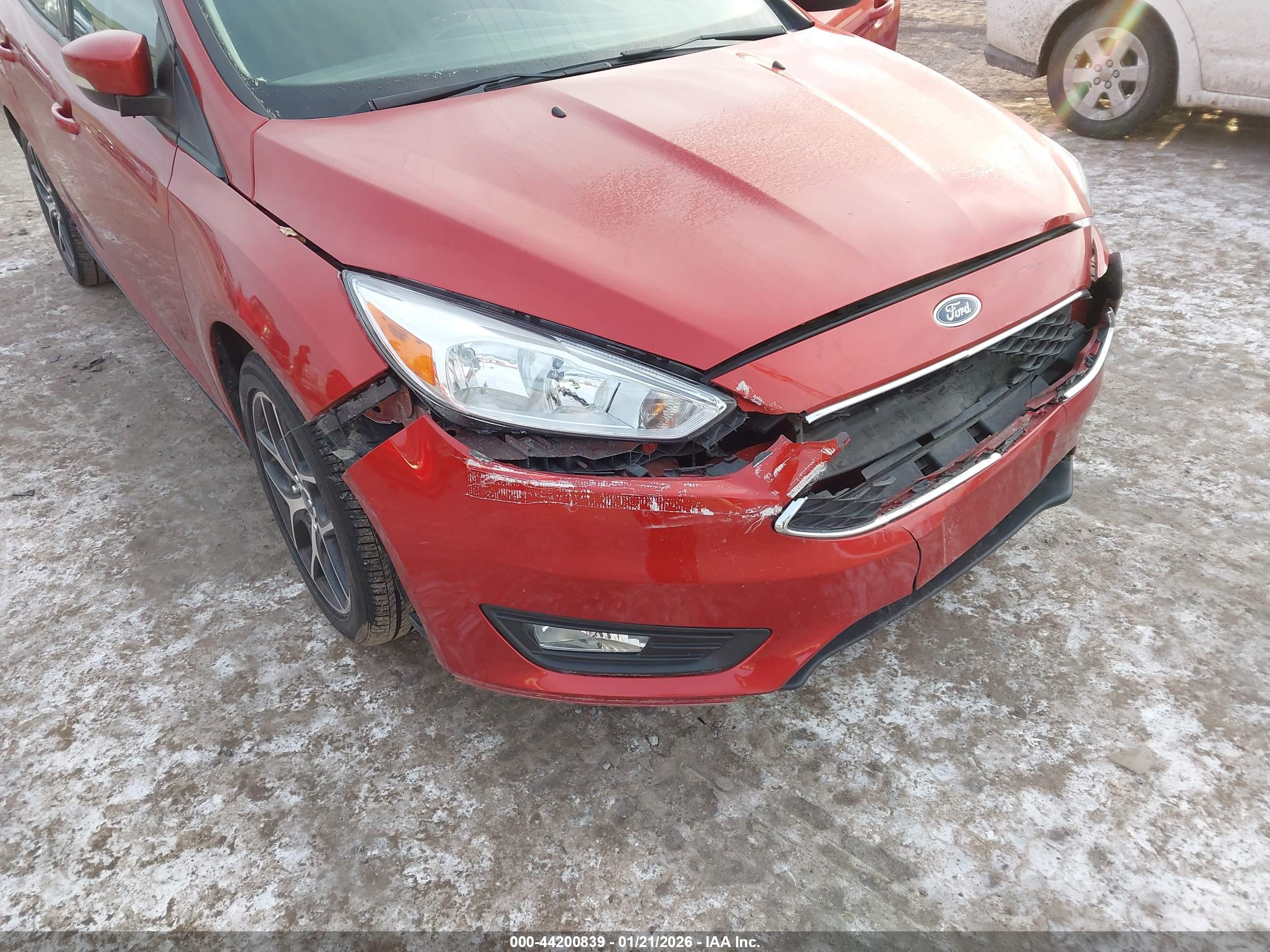 FORD FOCUS image 6