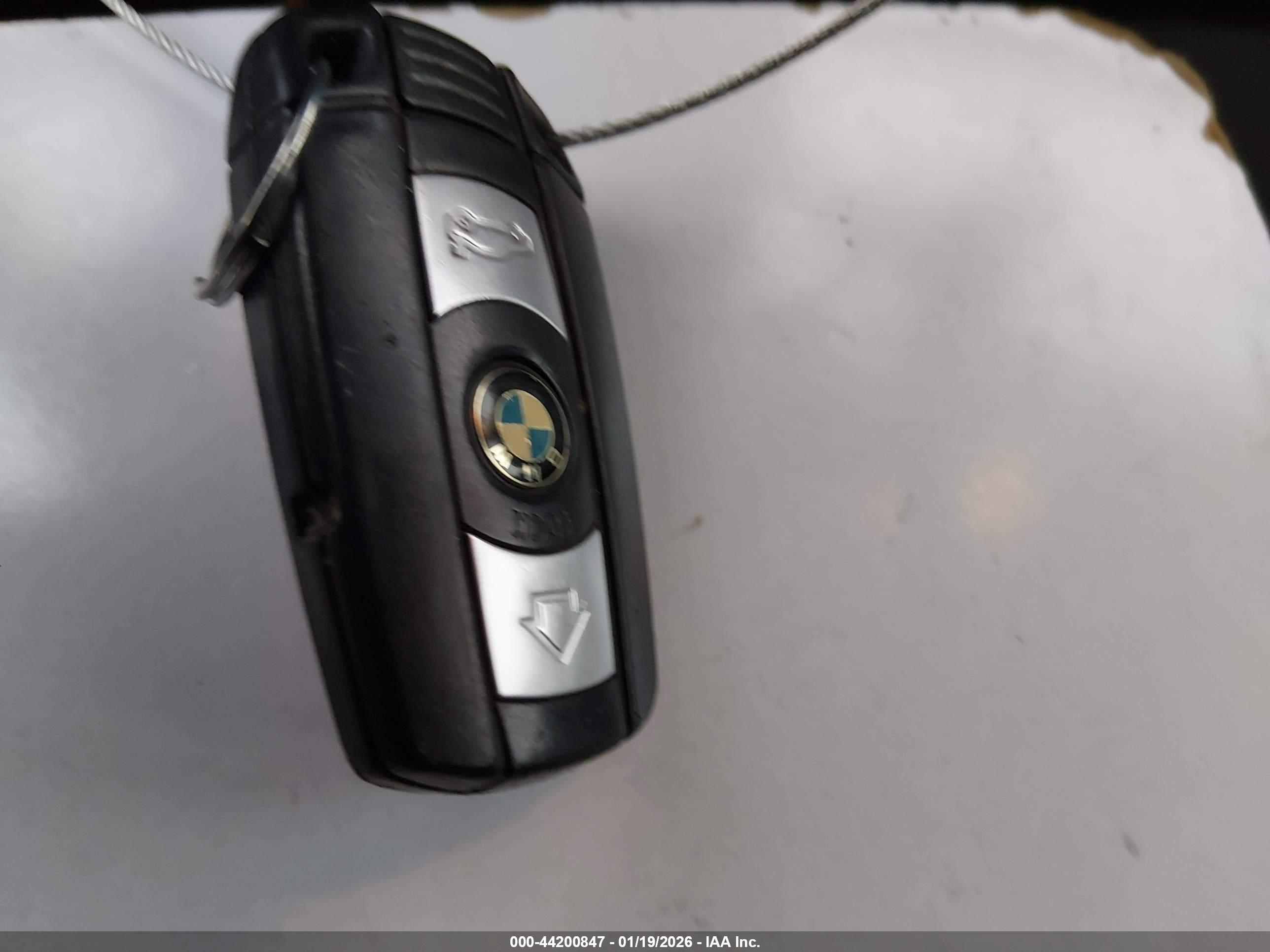 BMW 328I image 11