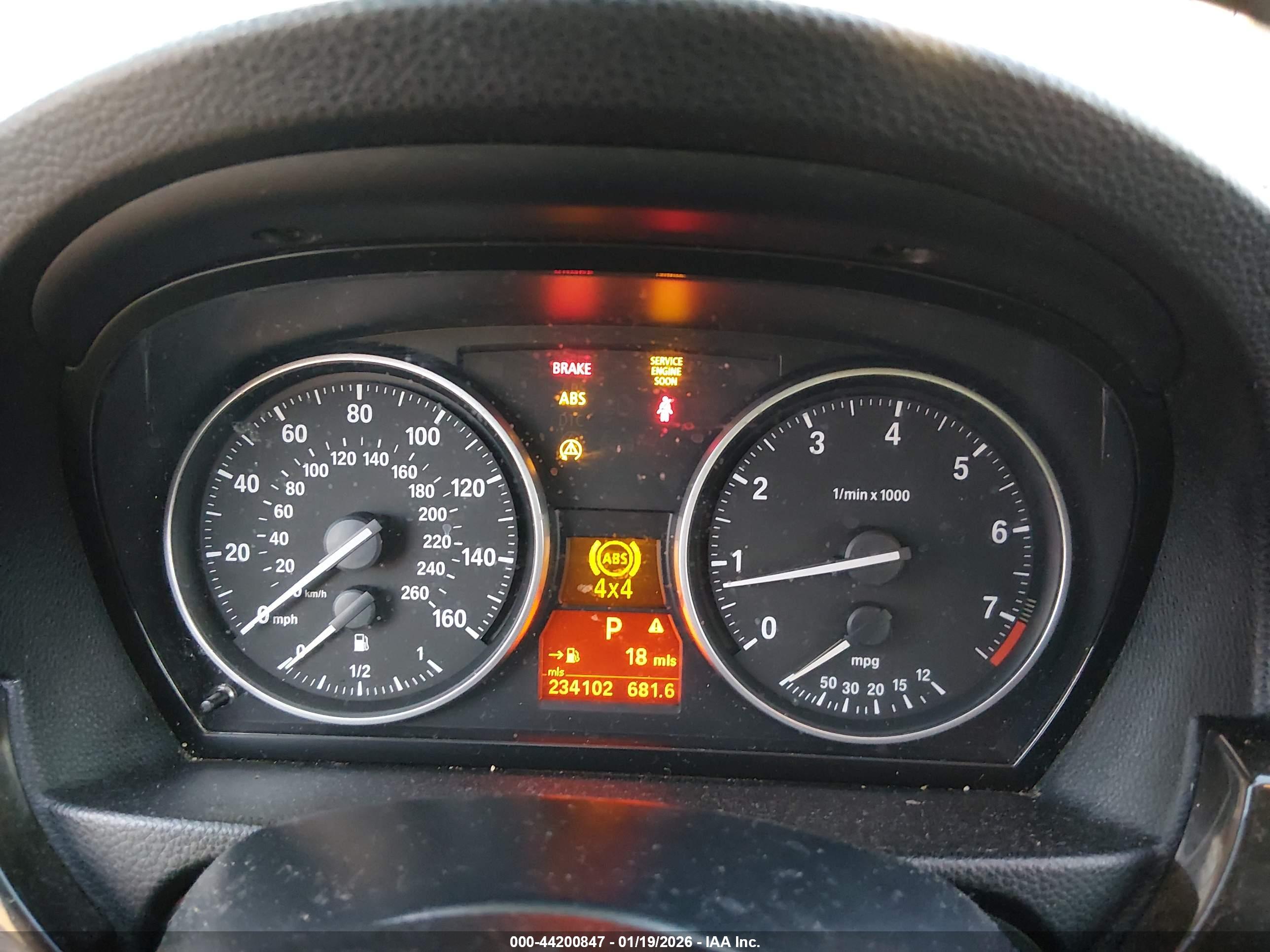 BMW 328I image 7