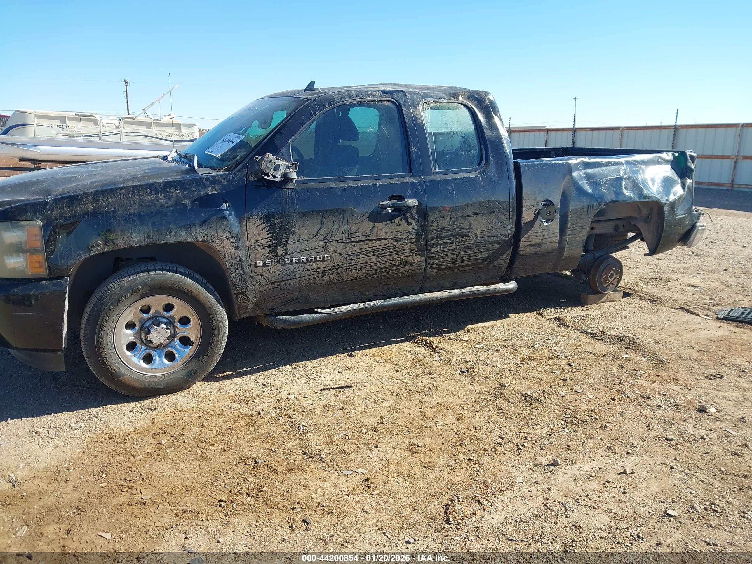 CHEVROLET SILVERADO image 6