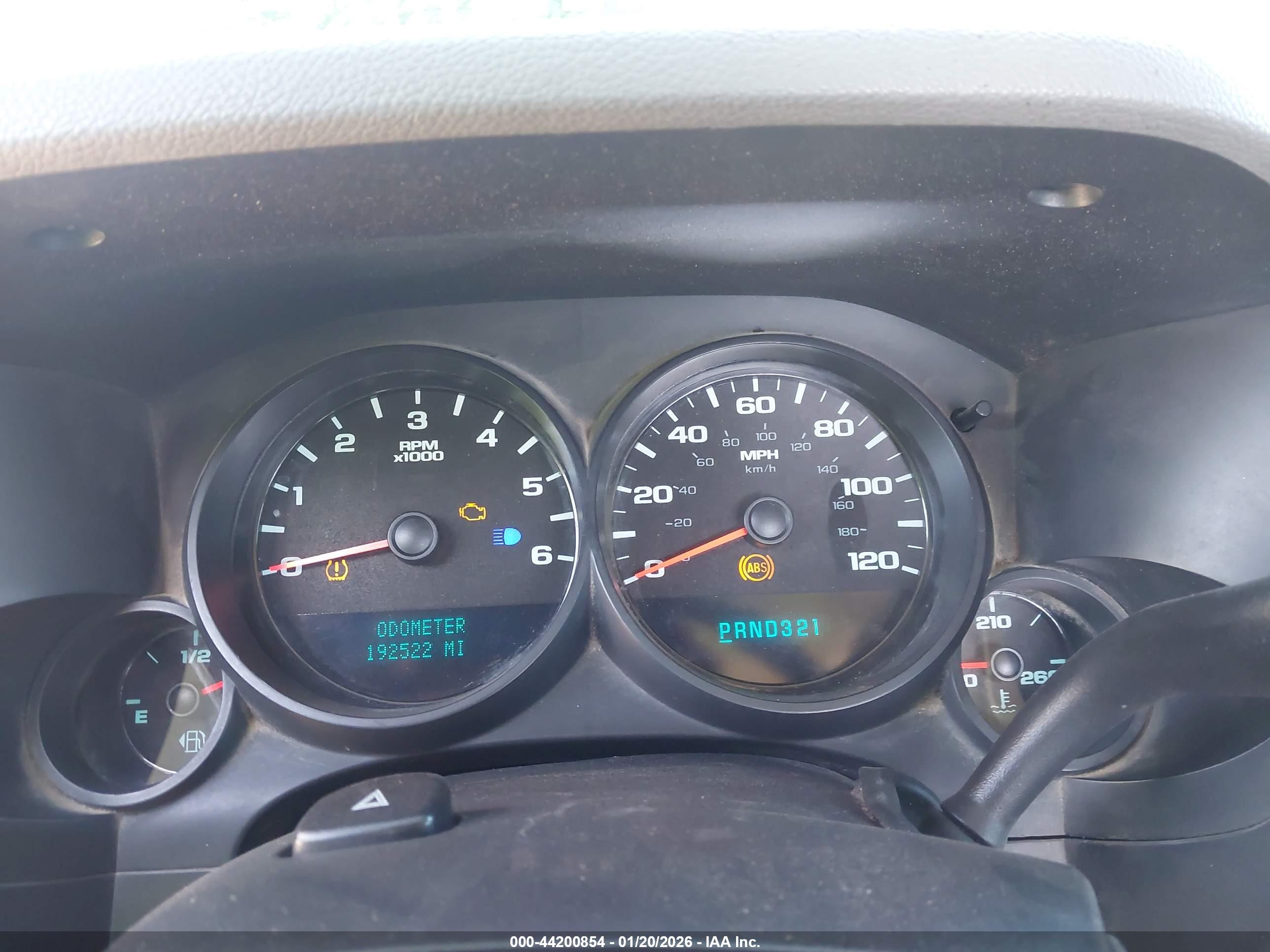 CHEVROLET SILVERADO image 7