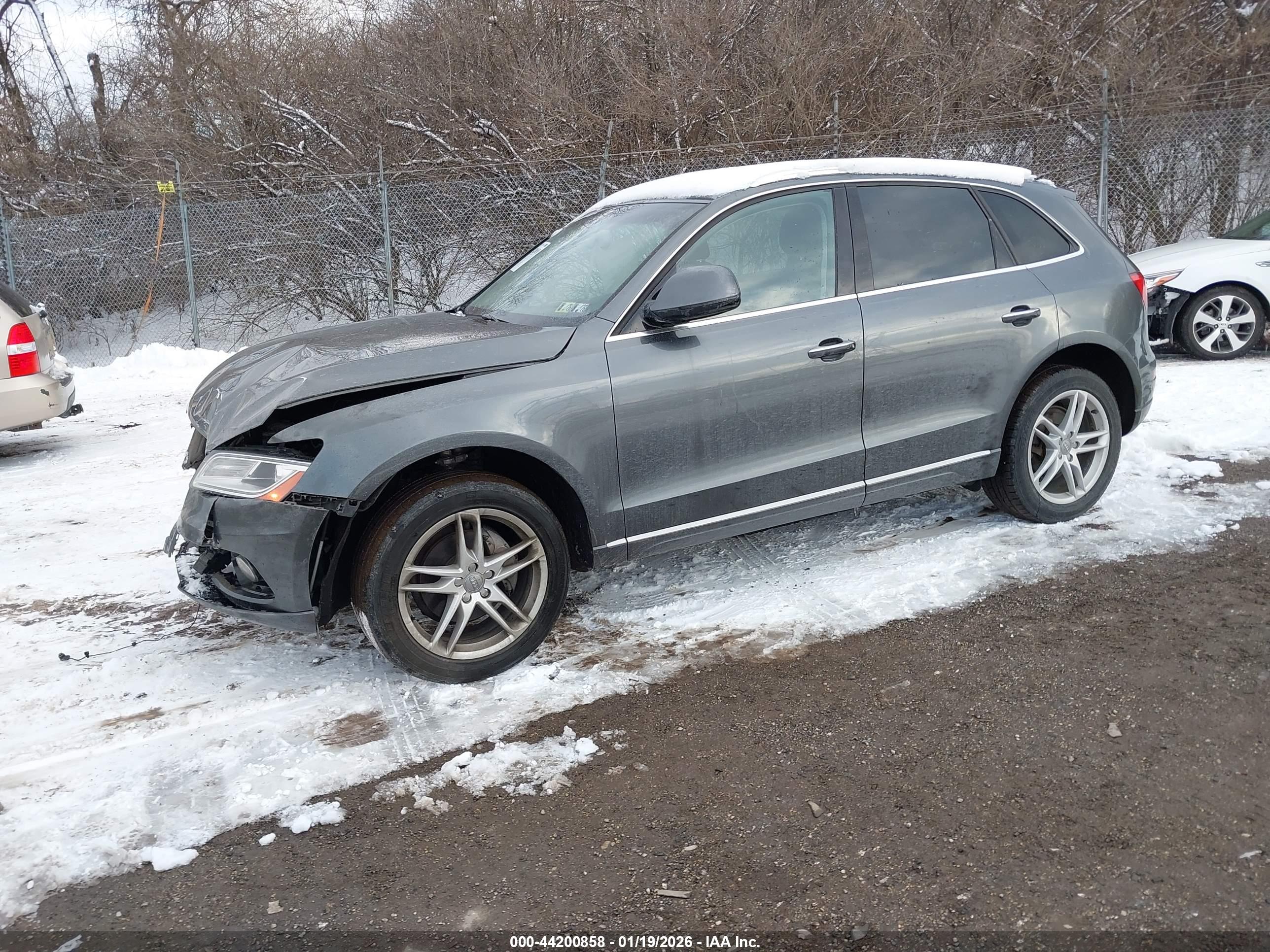 AUDI Q5 image 2