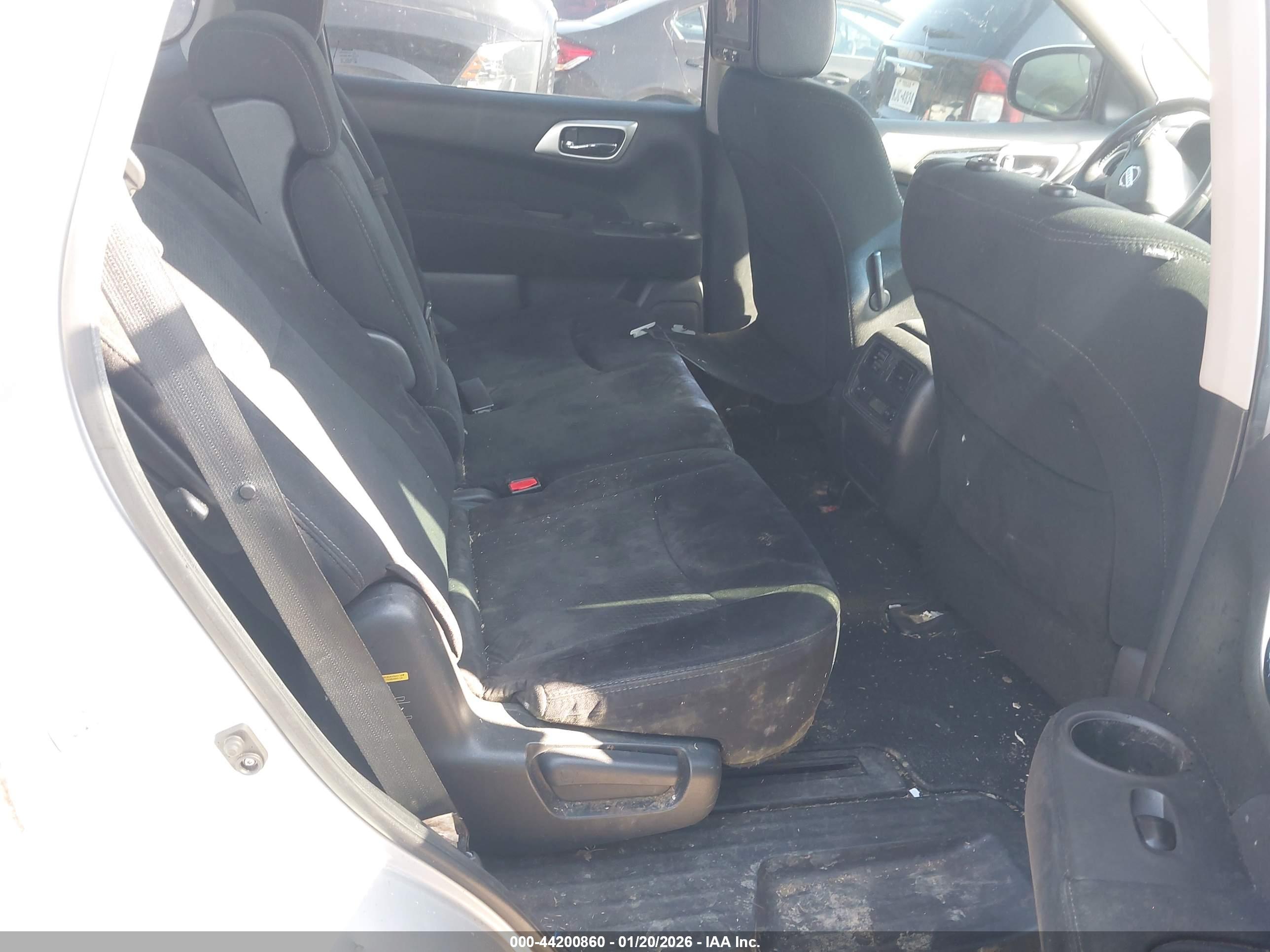 NISSAN PATHFINDER image 8