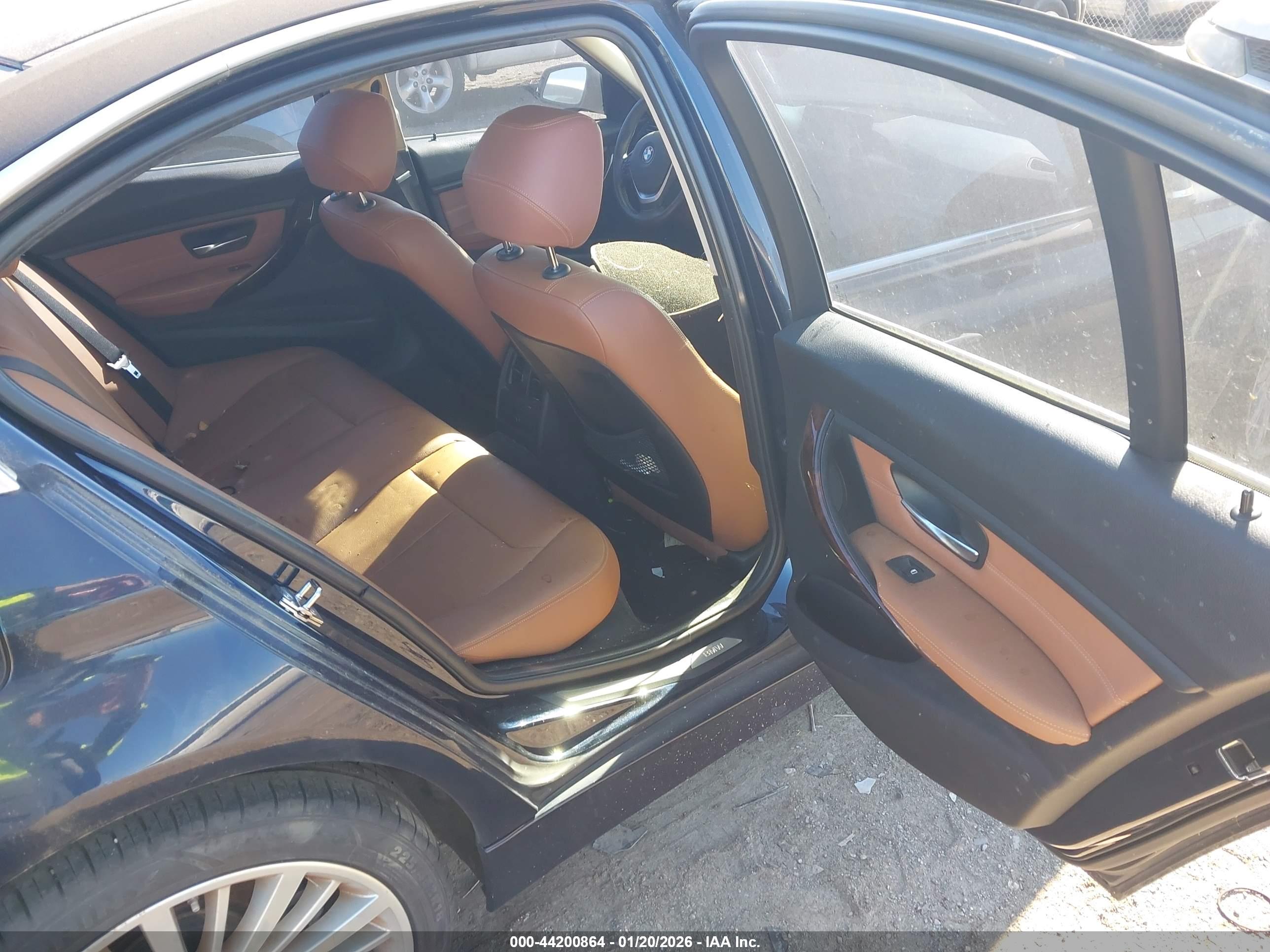 BMW 328I image 8