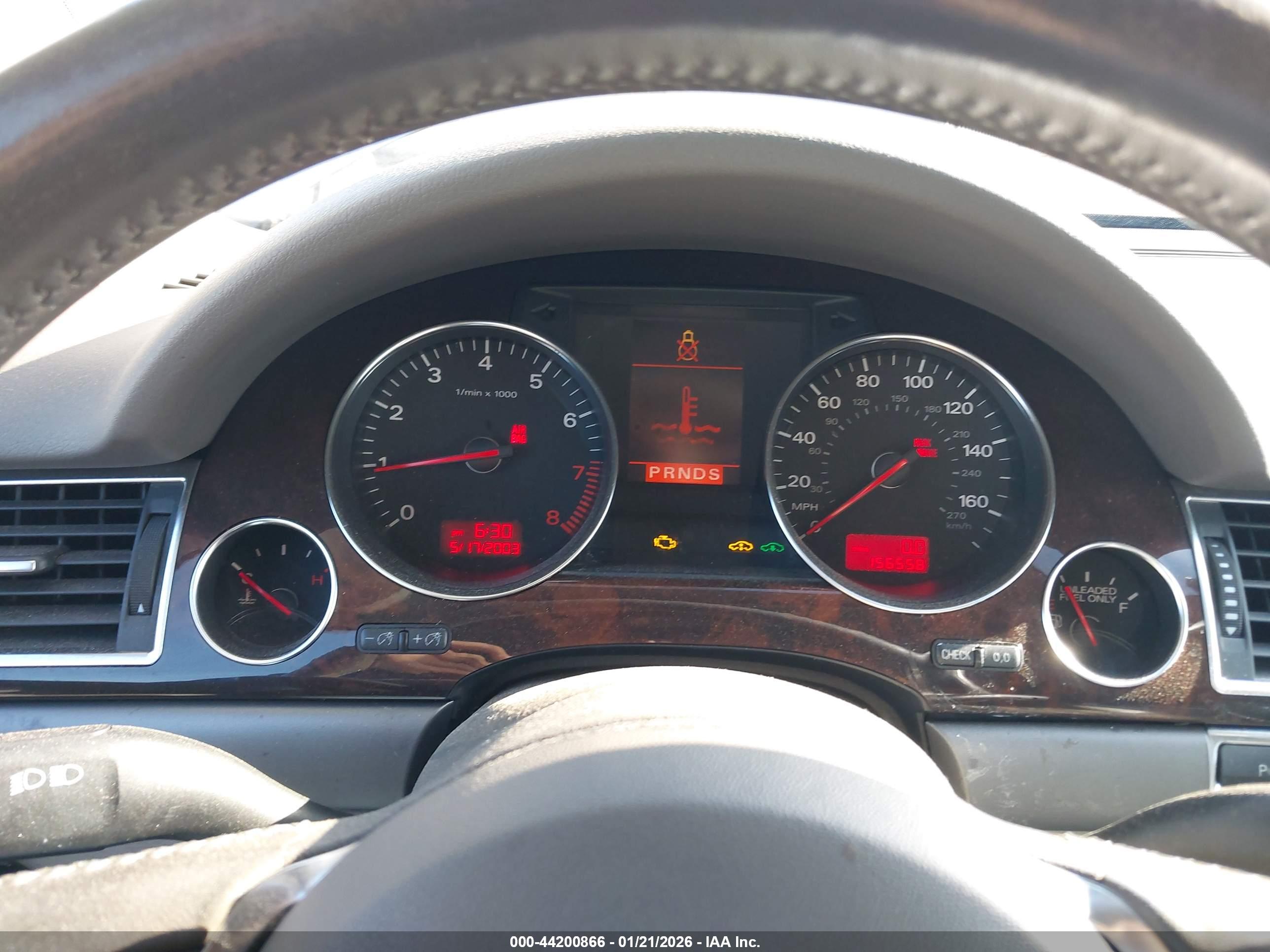 AUDI A8 image 7