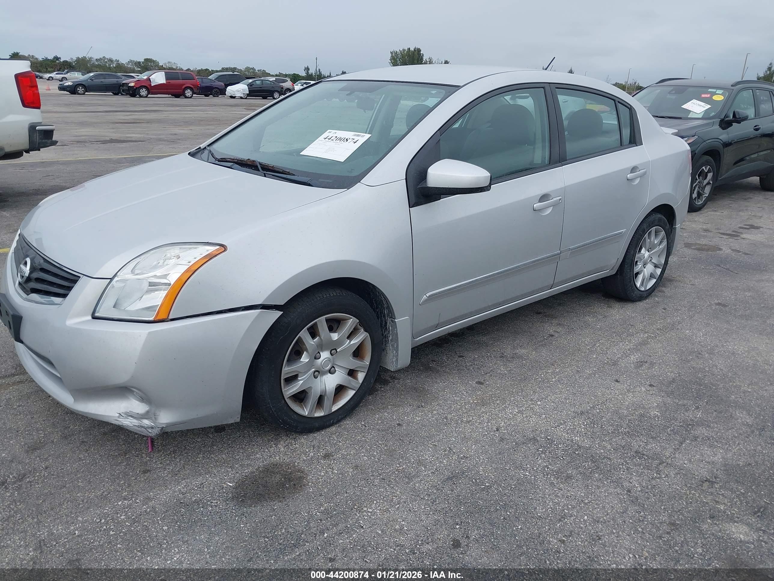 NISSAN SENTRA image 2