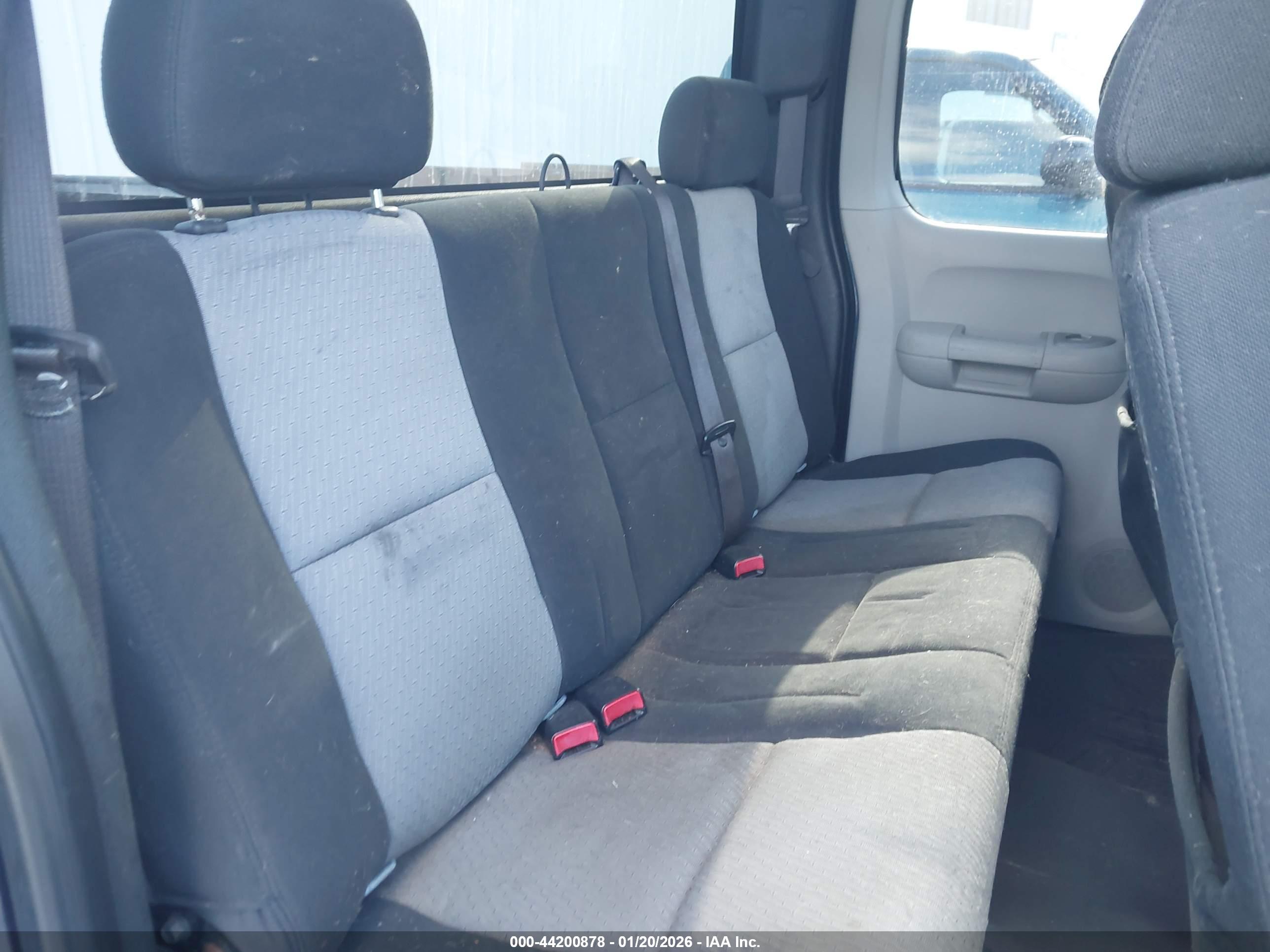 GMC SIERRA image 8