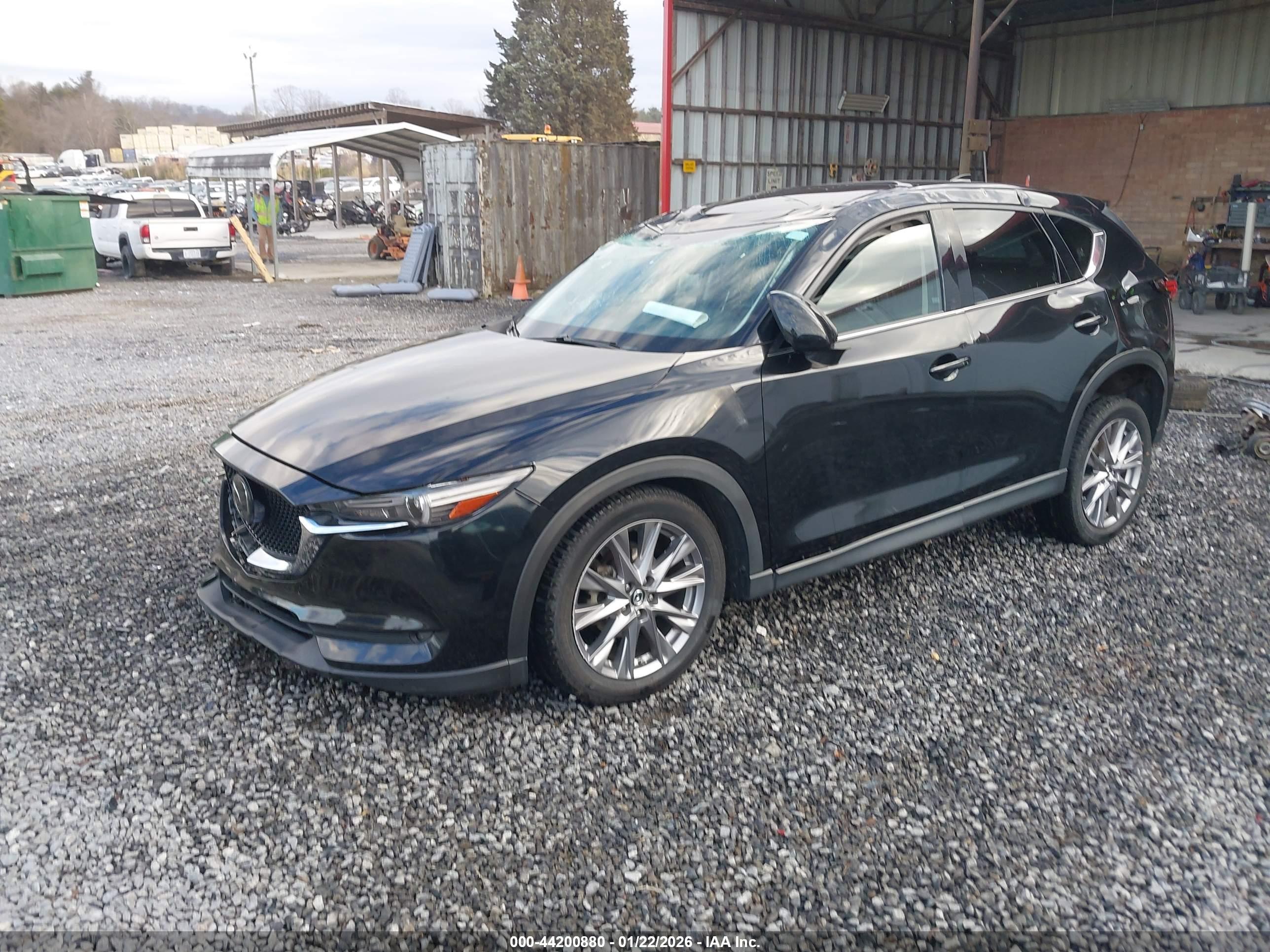 MAZDA CX-5 image 2