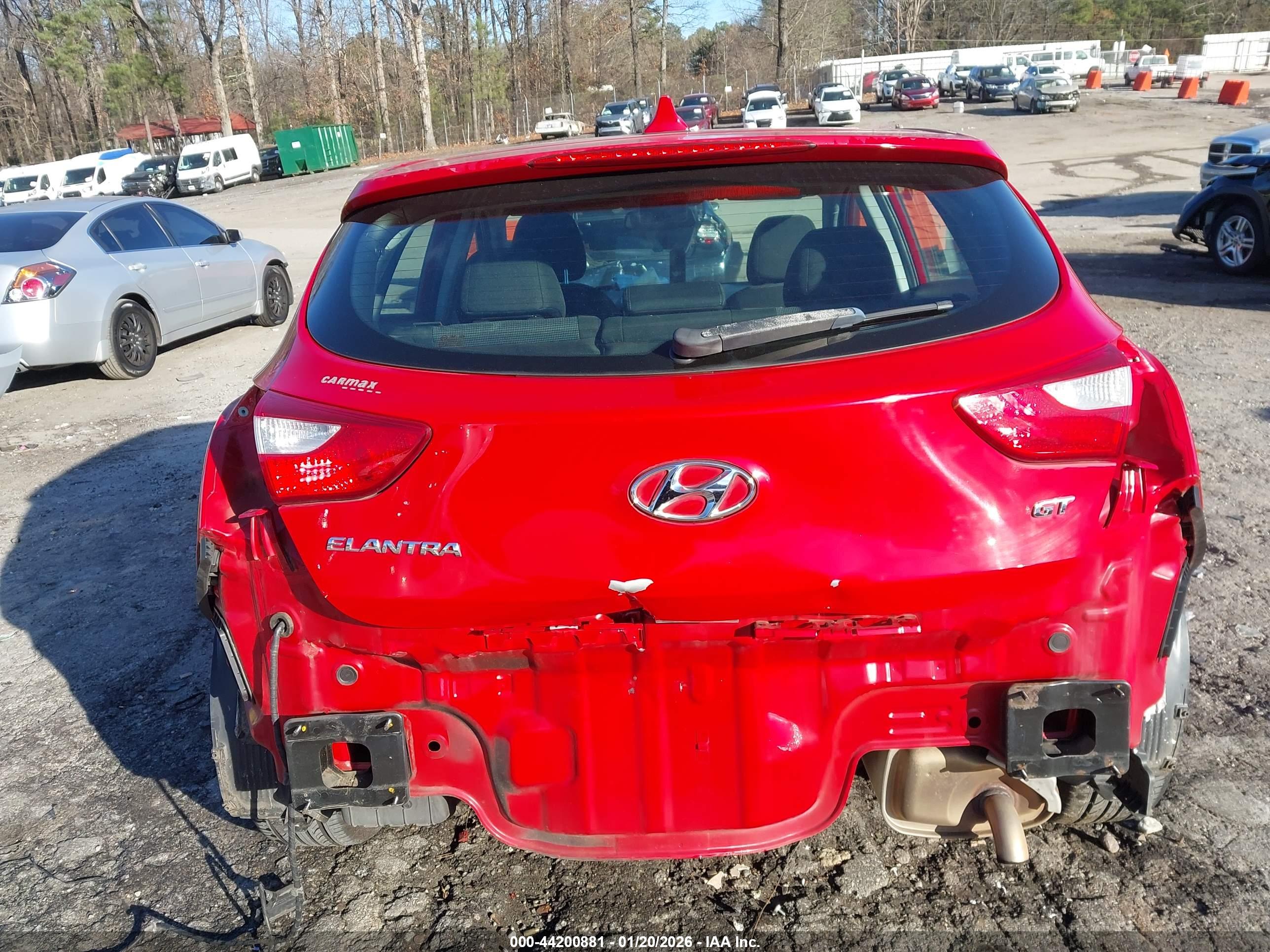 HYUNDAI ELANTRA image 6